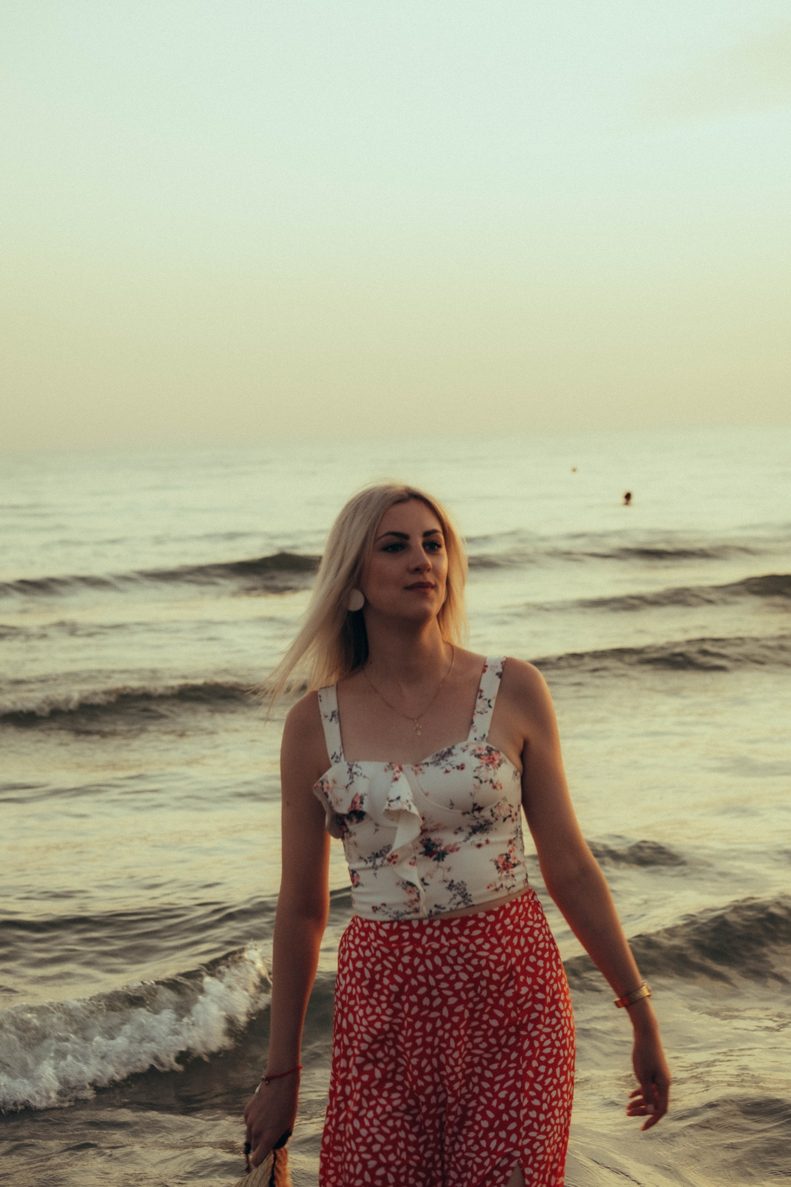 Июльский вечер на берегу черного моря. Профессиональный фотограф, Санкт-Петербург — Виктория Богомолова