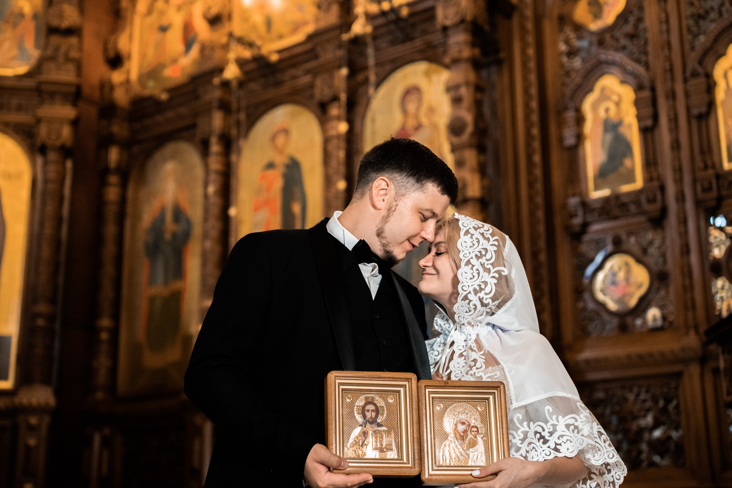 Венчание в соборе Александра Невского Нижний Новгород. Фотограф на крещение и венчание в Нижнем Новгороде.Свадебный Фотограф