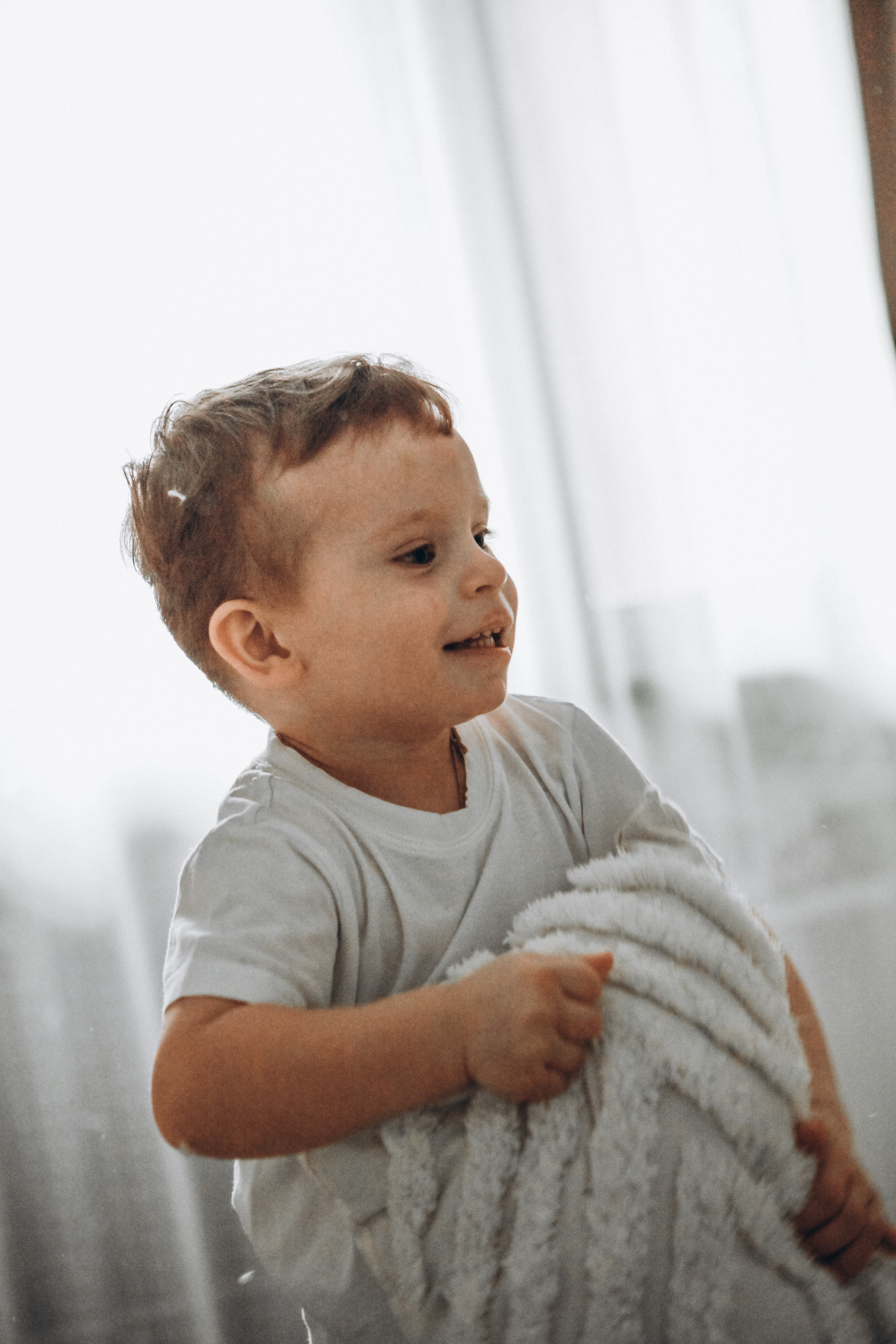 Каникулы. Братья. Перья. Фотограф Анастасия Кузьменко