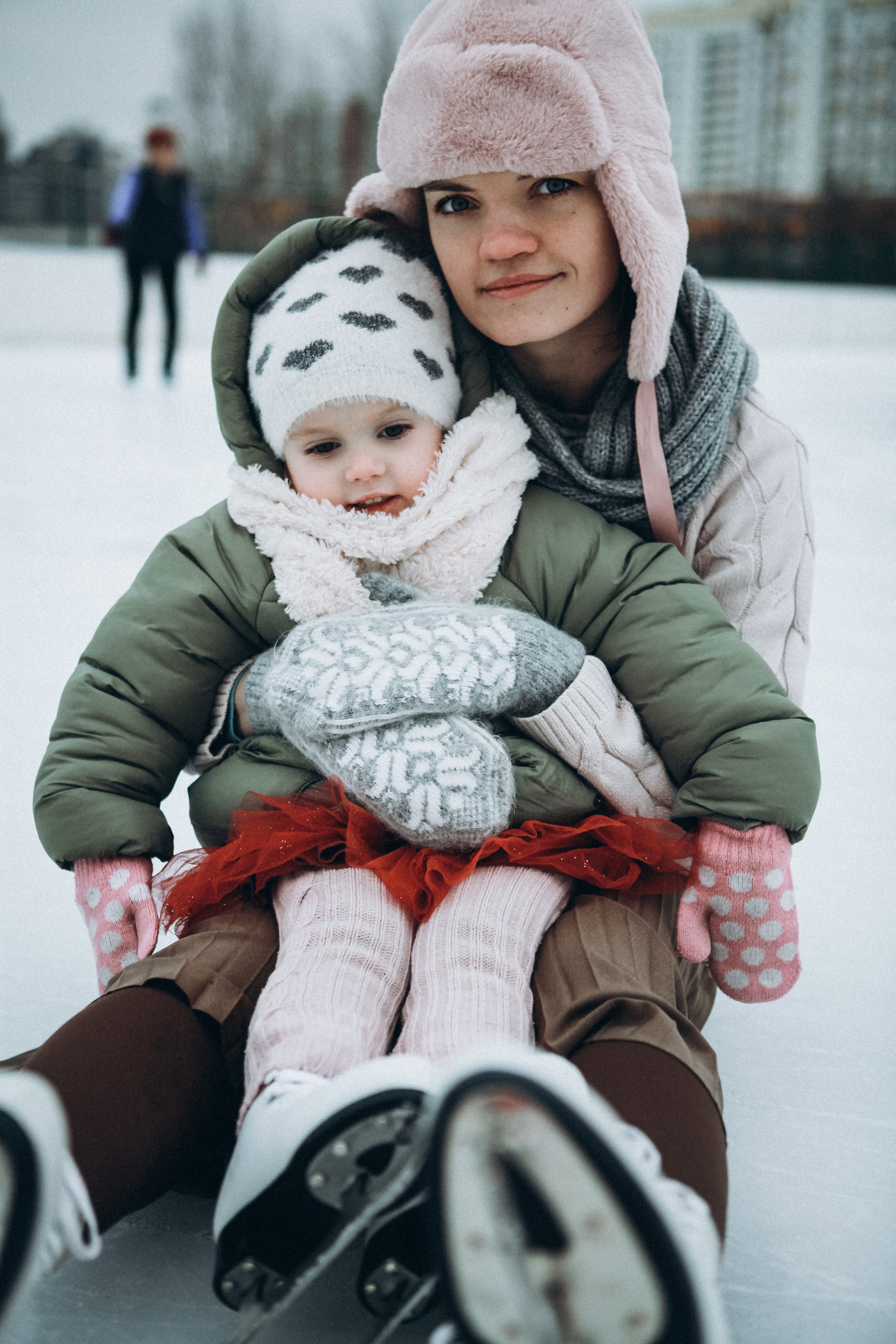 Роза и Варвара. Каток. Фотограф Анастасия Кузьменко