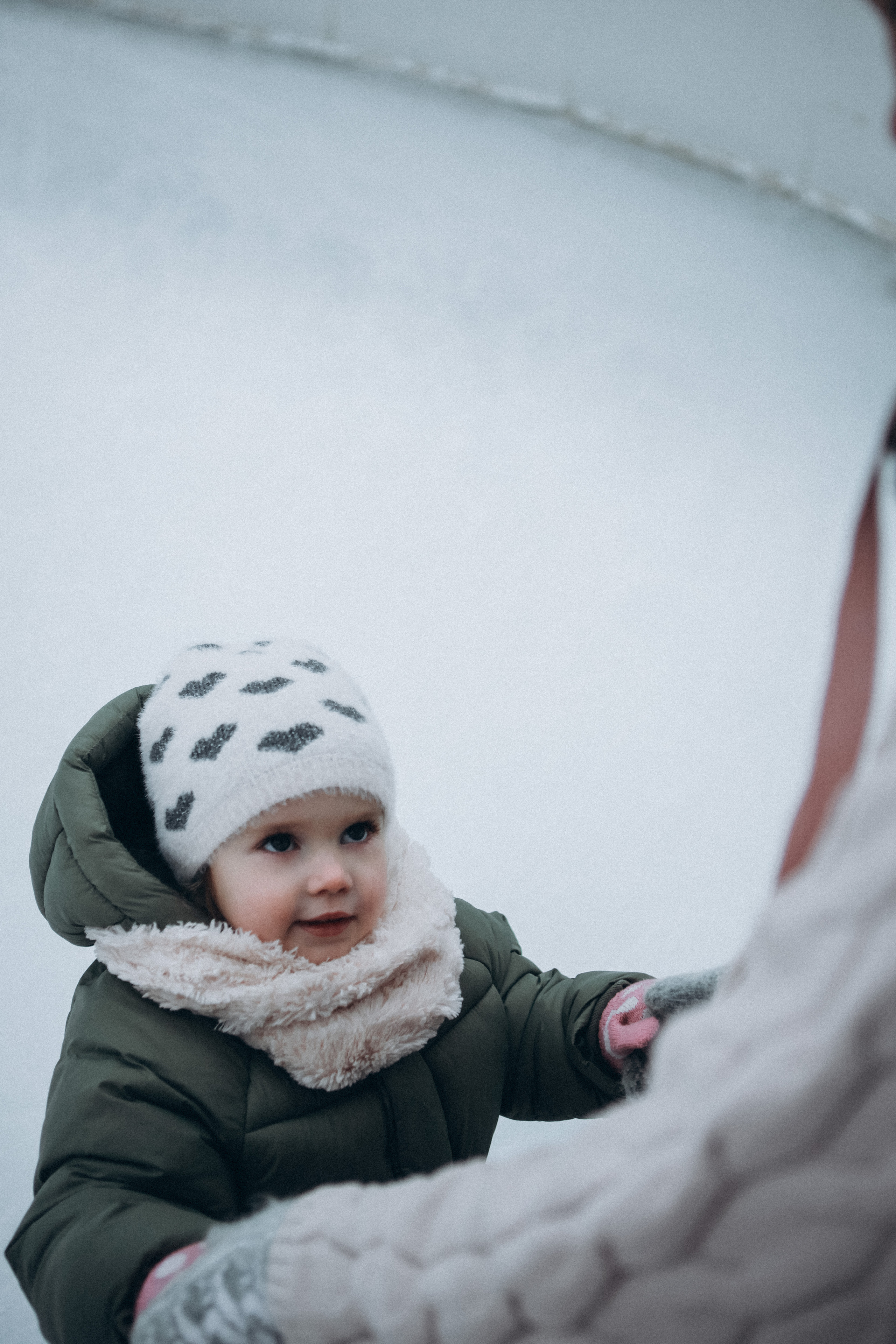 Роза и Варвара. Каток. Фотограф Анастасия Кузьменко