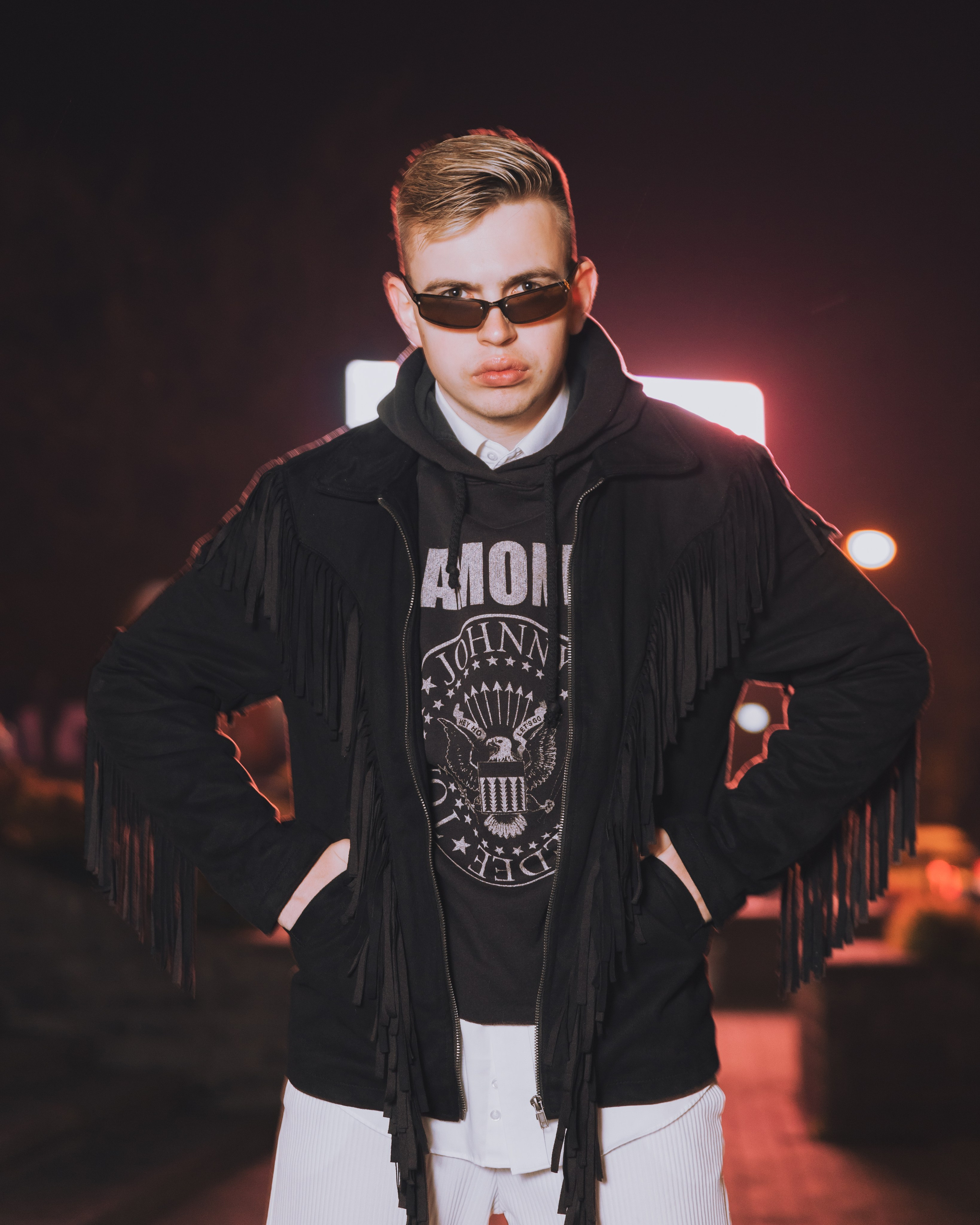 Павел. Ночная съемка. ФОТОГРАФ ВО ВЛАДИВОСТОКЕ| СВАДЕБНЫЙ ФОТОГРАФ