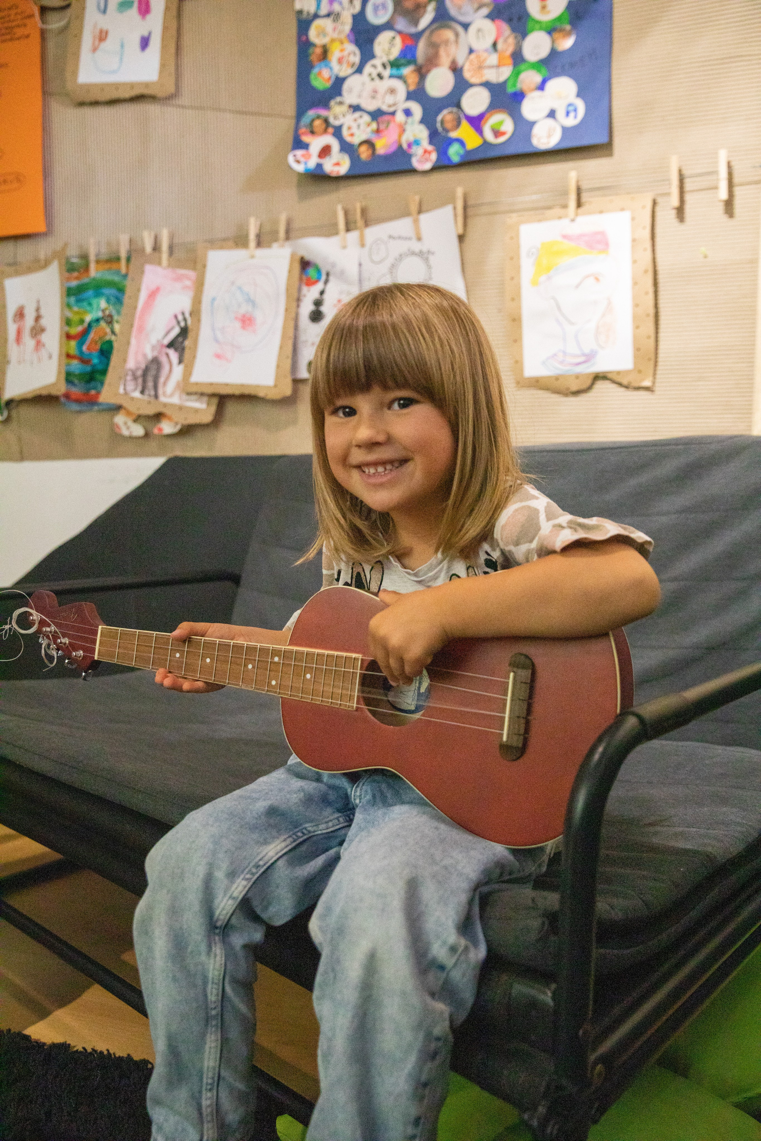 Art Handy. Children’s creative studio. Professional Photographer in Portugal. Oksana Lomnova