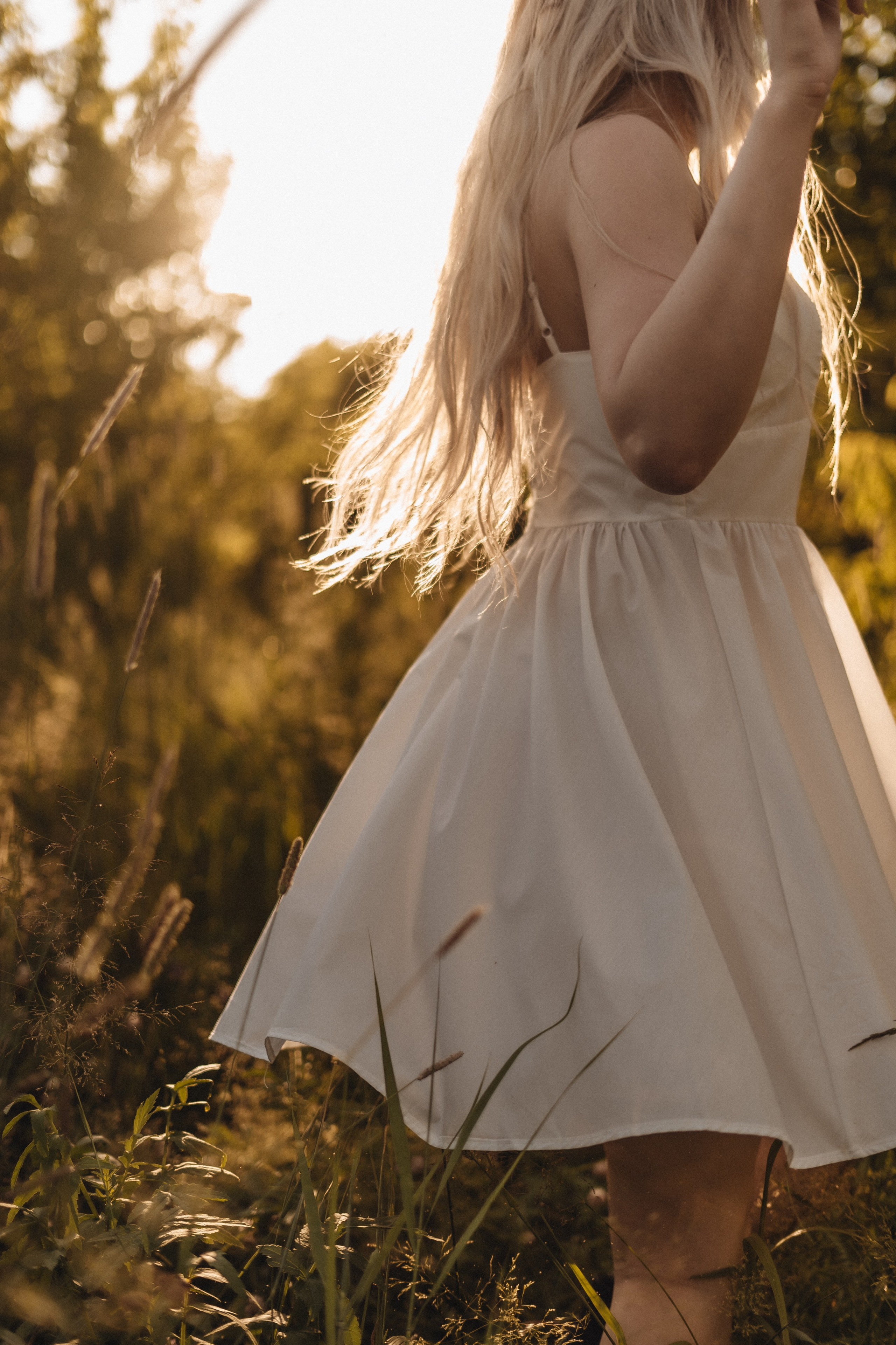 Яркая девушка и теплое лето. Фотограф сахалин