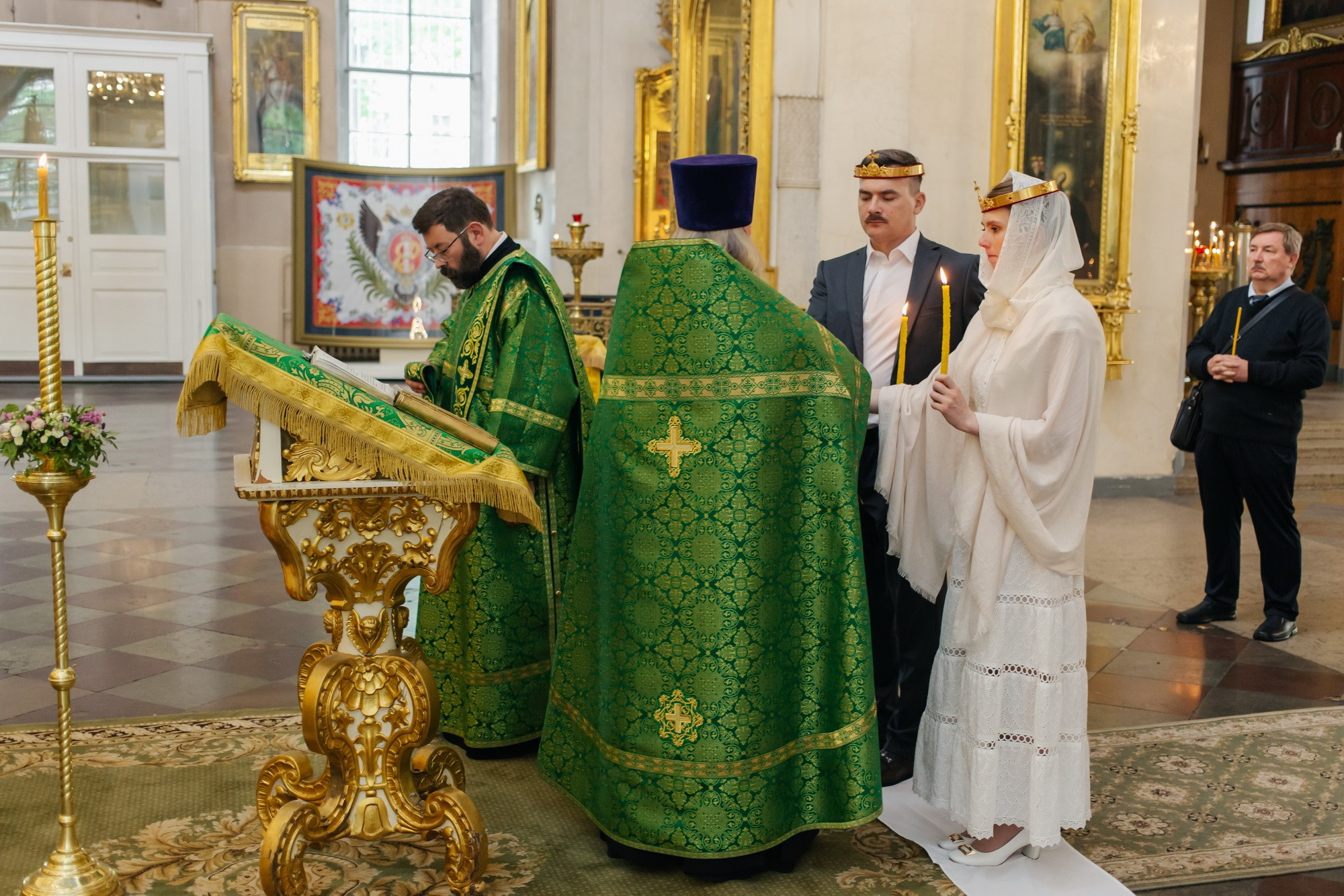 Венчание в Спасо Преображенском соборе сколько стоит, где повенчаться в Питере, обвенчаться в Санкт Петербурге, какую церковь выбрать для венчания, стоимость венчания в СПб