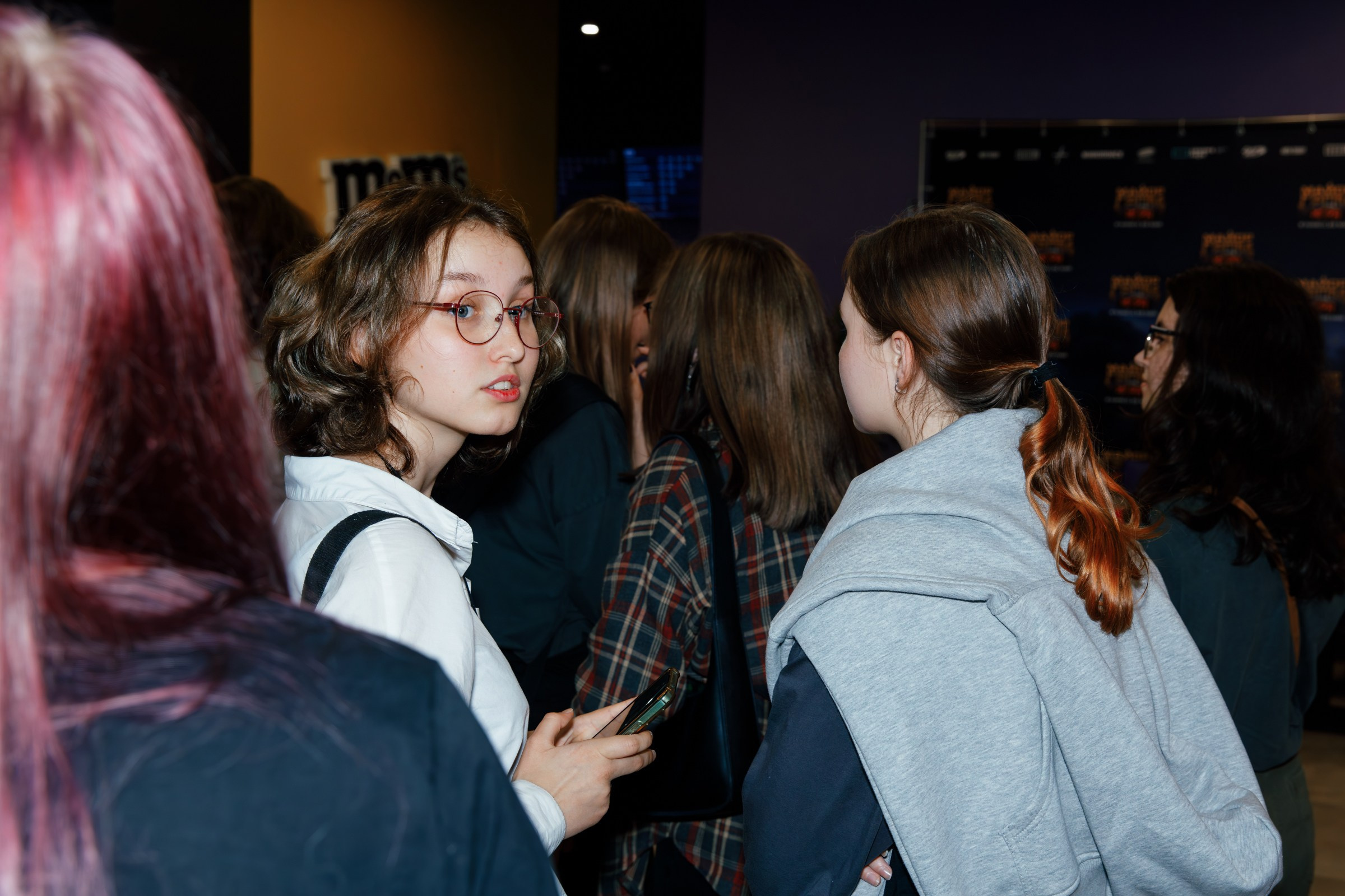 Репортаж на премьере фильма. Профессиональный фотограф в Сочи Виктория Джой. Обучение