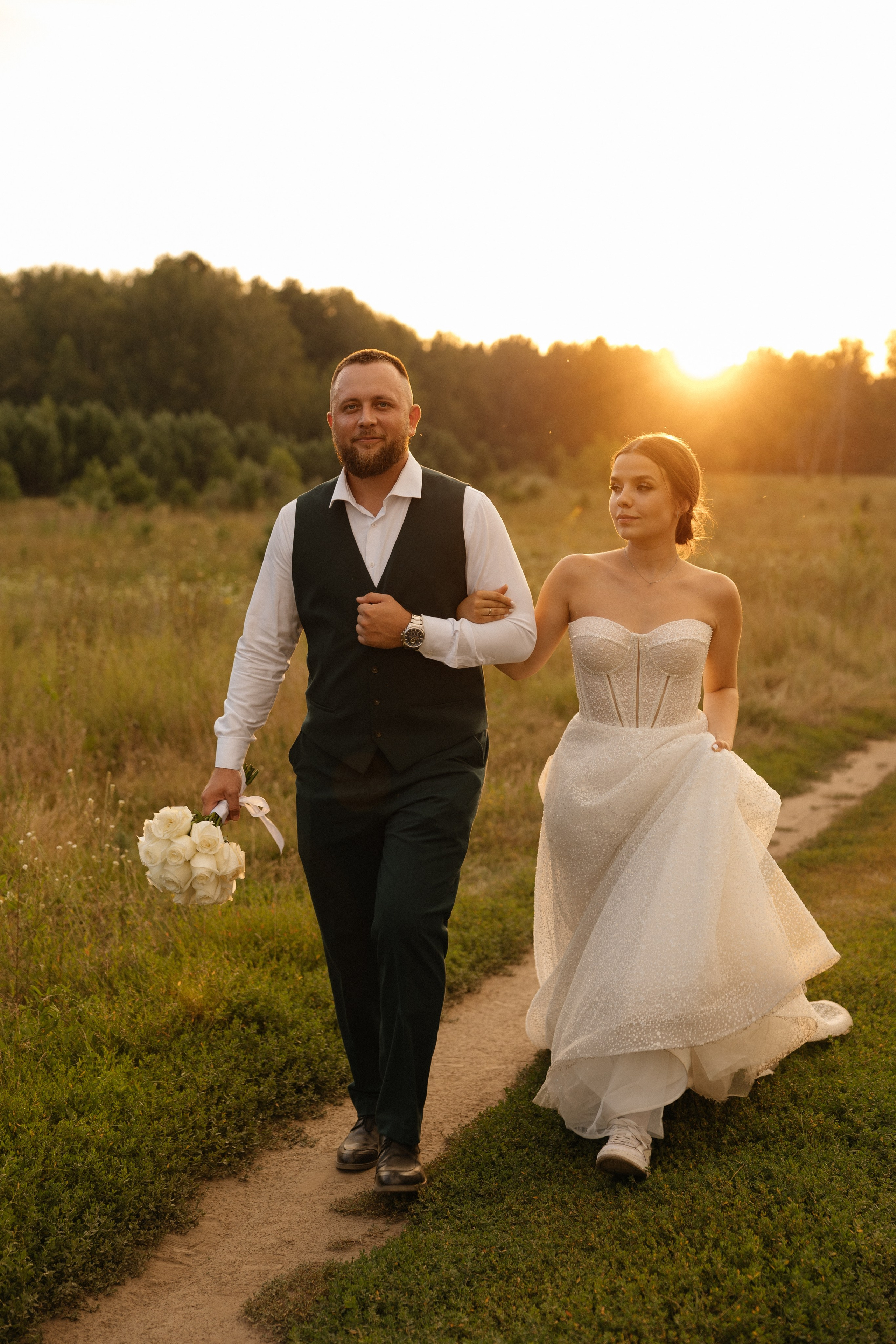 Свадебная история. Лесной Виладж. Свадебный и семейный фотограф Рассказова Виктория