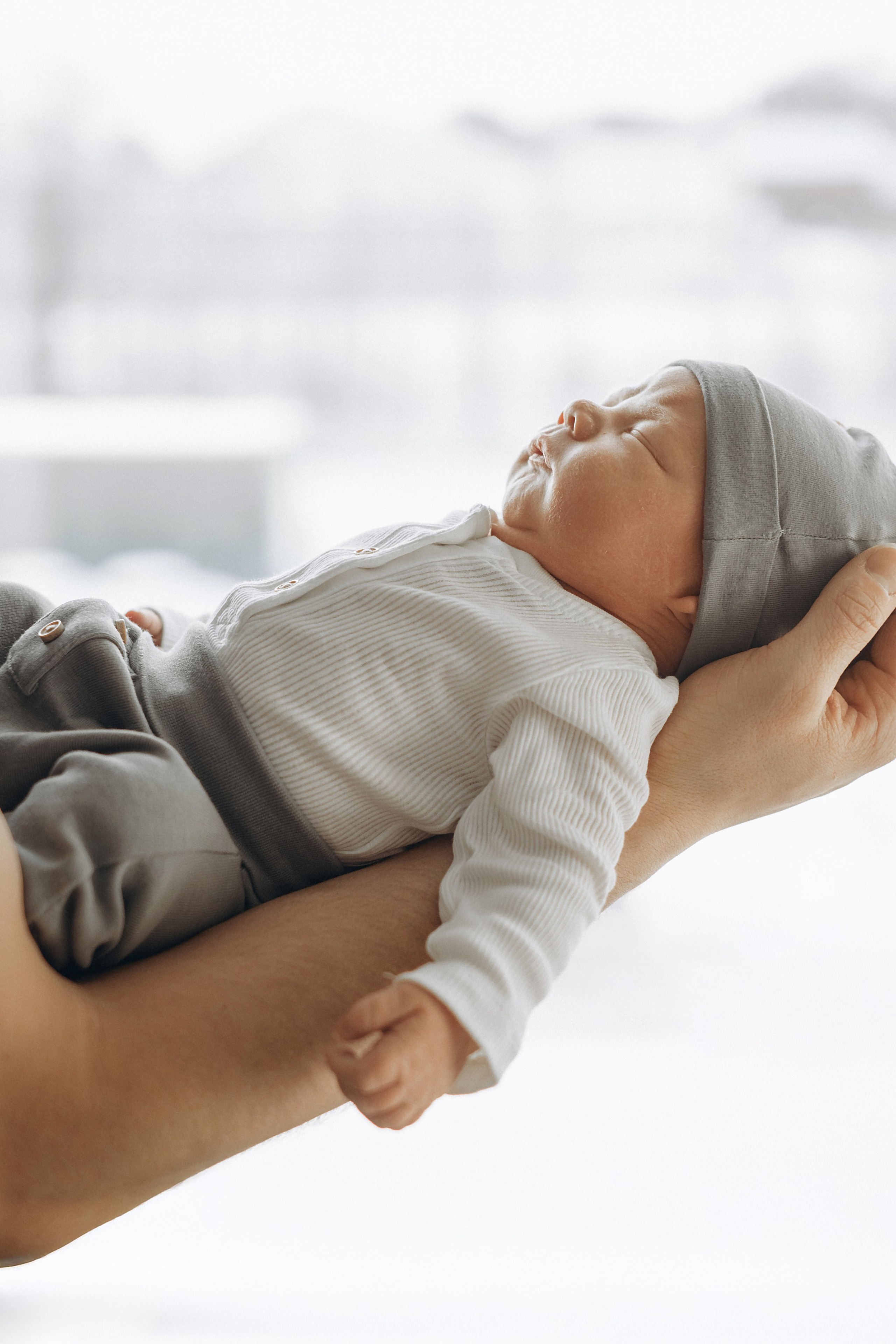 Выписка Тони, Саши и Гаврюши. Семейный и детский фотограф в Санкт-Петербурге