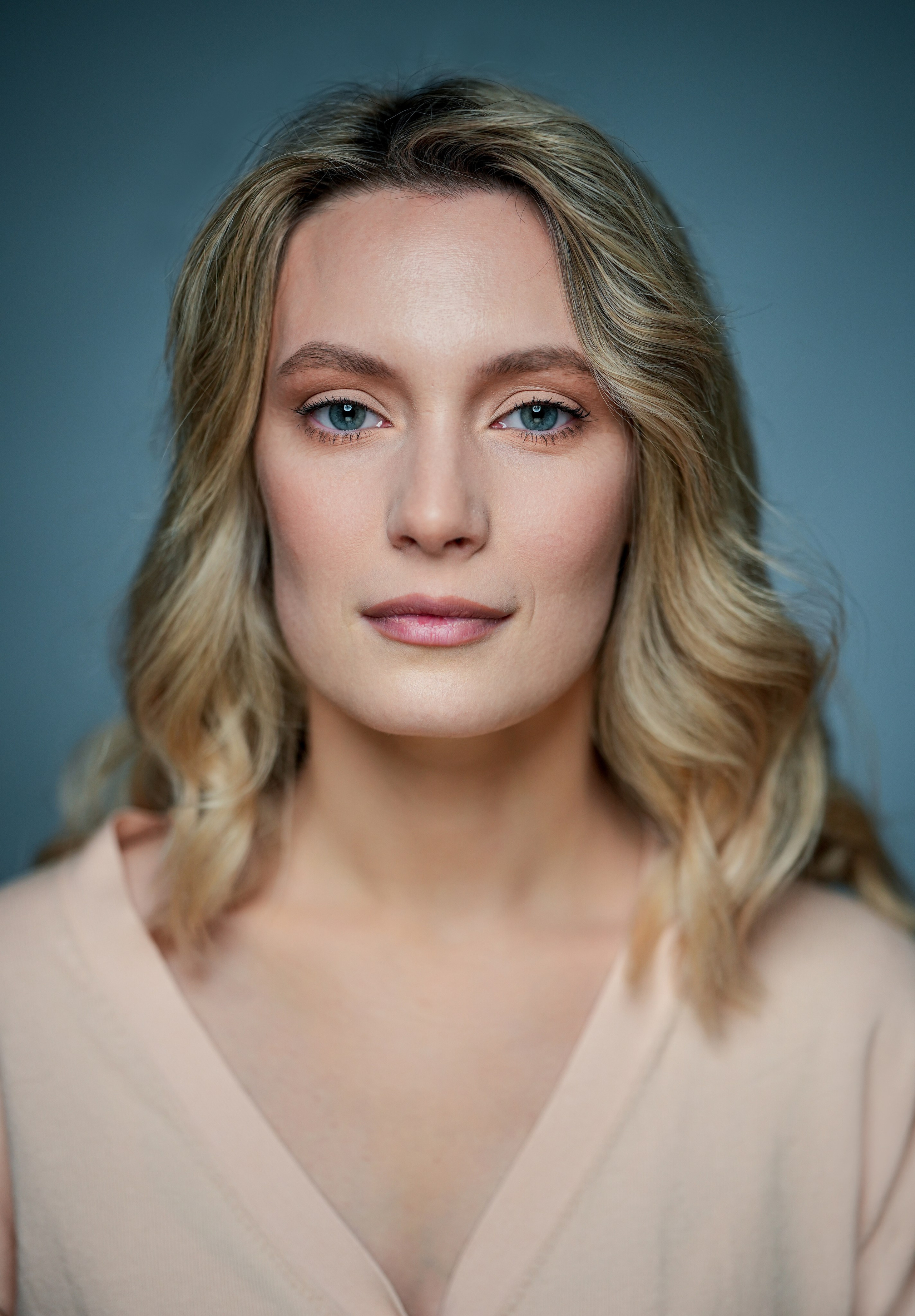 Актриса Зоя Дамье. Портретная съемка в Москве, студийный фотограф Игорь Фомин