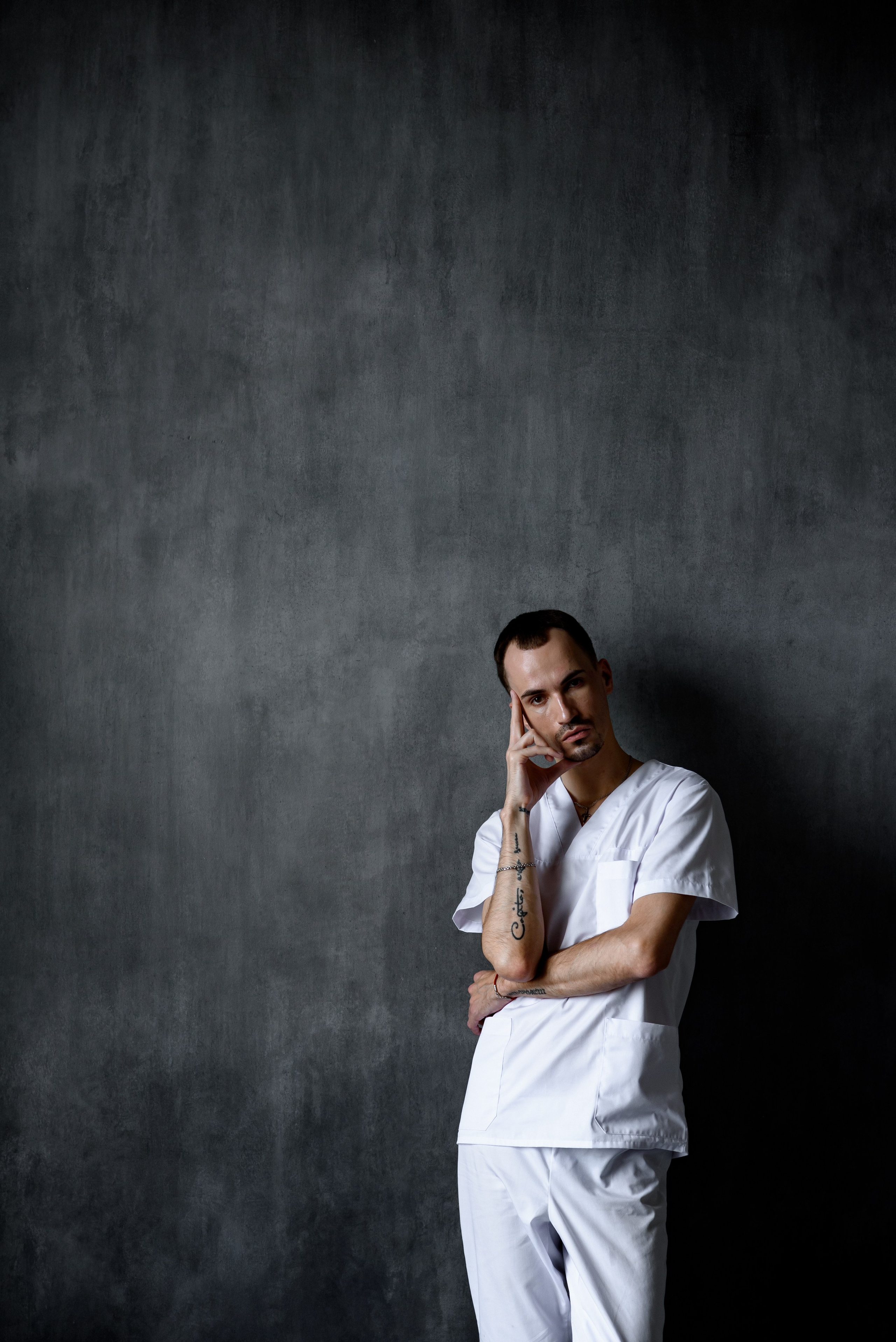 Косметолог Александр. Анастасия Петрович фотограф, фотокорреспондент в Москве и Санкт-Петербурге. Фотосъёмка репортажа, мероприятия, корпоративная съёмка, контент