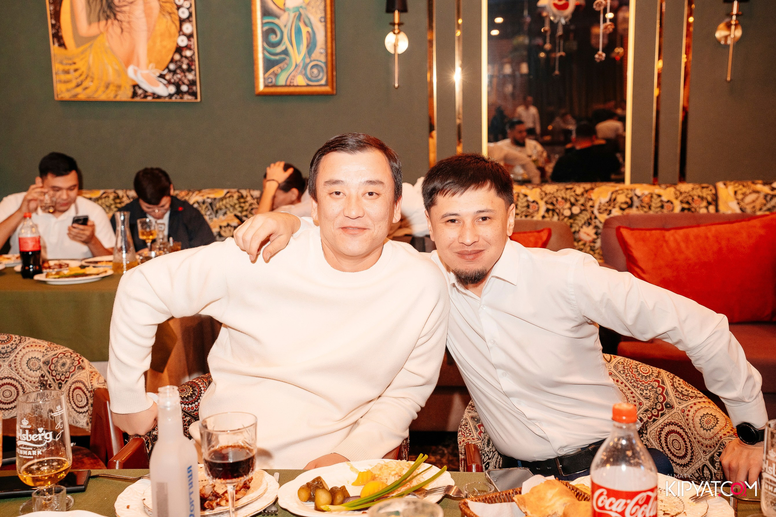 РЕСТОРАН ВЕСЕЛИДЗЕ НА ШЕВЧЕНКО. КИПЯТКОМ АЛМАТЫ! Фотосъемка мероприятий в Алматы