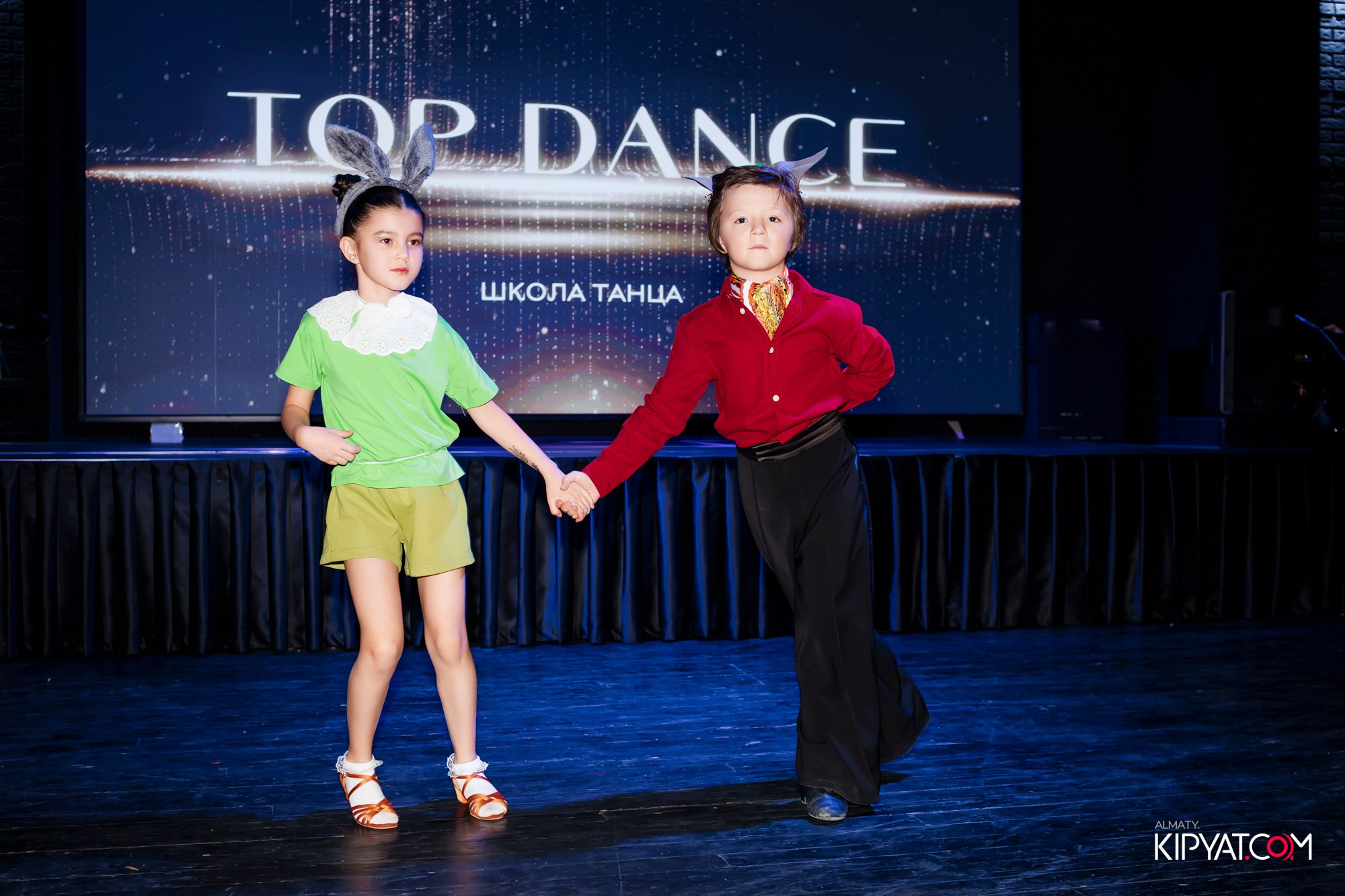 НОВОГОДНИЙ КОНЦЕРТ ШКОЛЫ ТАНЦА TOP DANCE. КИПЯТКОМ АЛМАТЫ! Фотосъемка мероприятий в Алматы