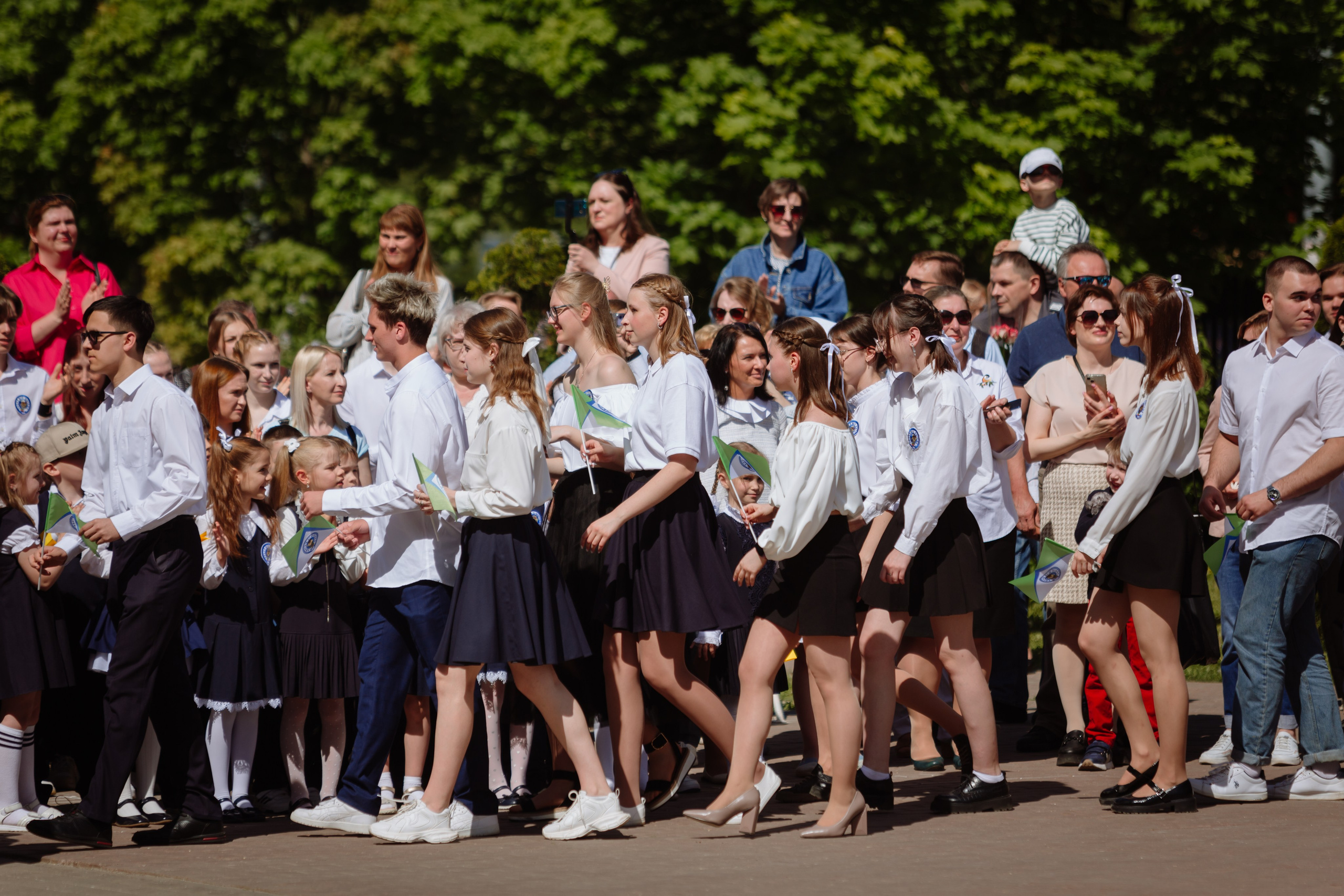 Последний звонок 2024 (2 часа фотосъемки). Профессиональный фотограф Надежда Антонова
