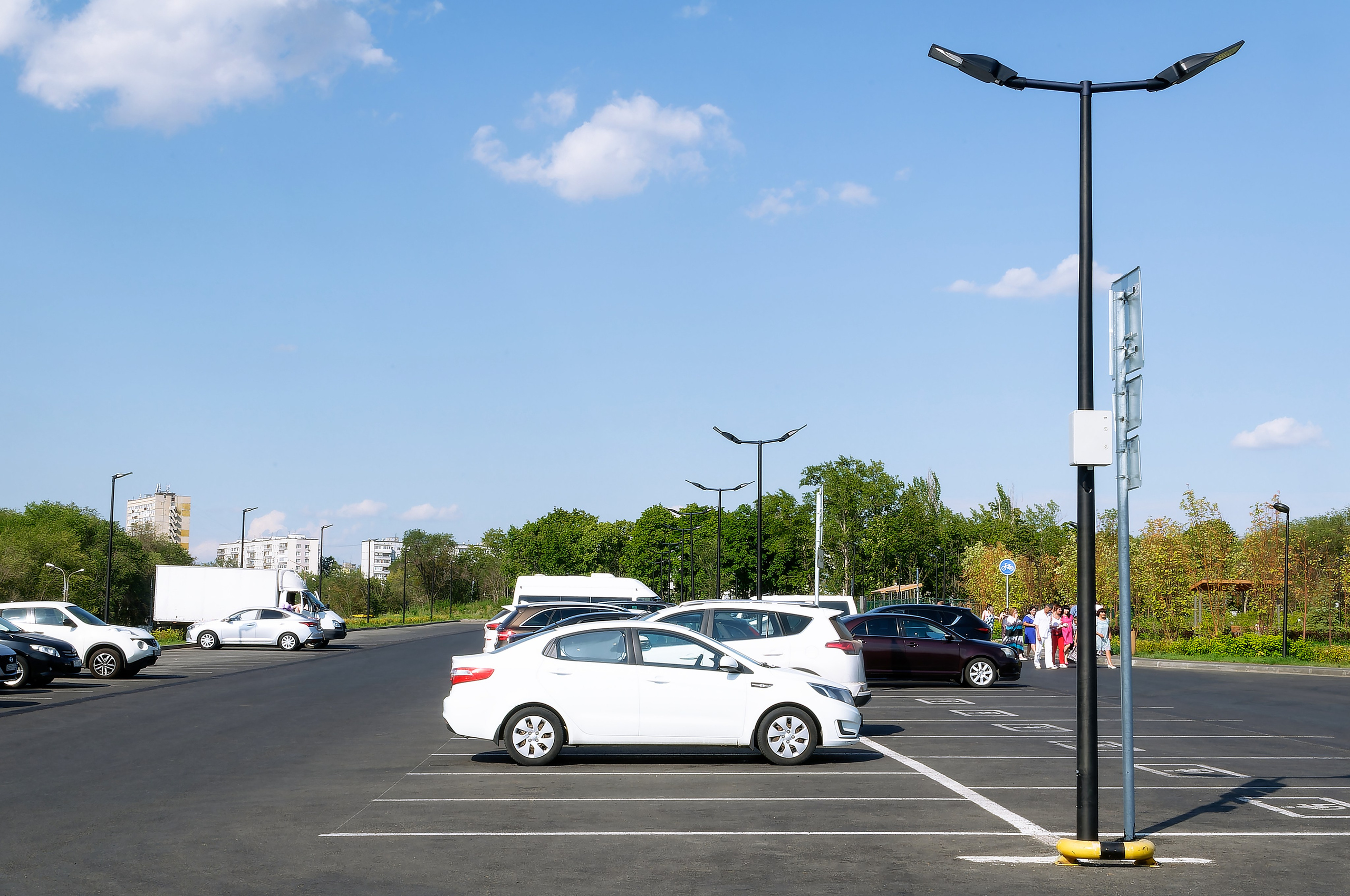 Уличное освещение/набережная. Фотограф Алексей Преображенский