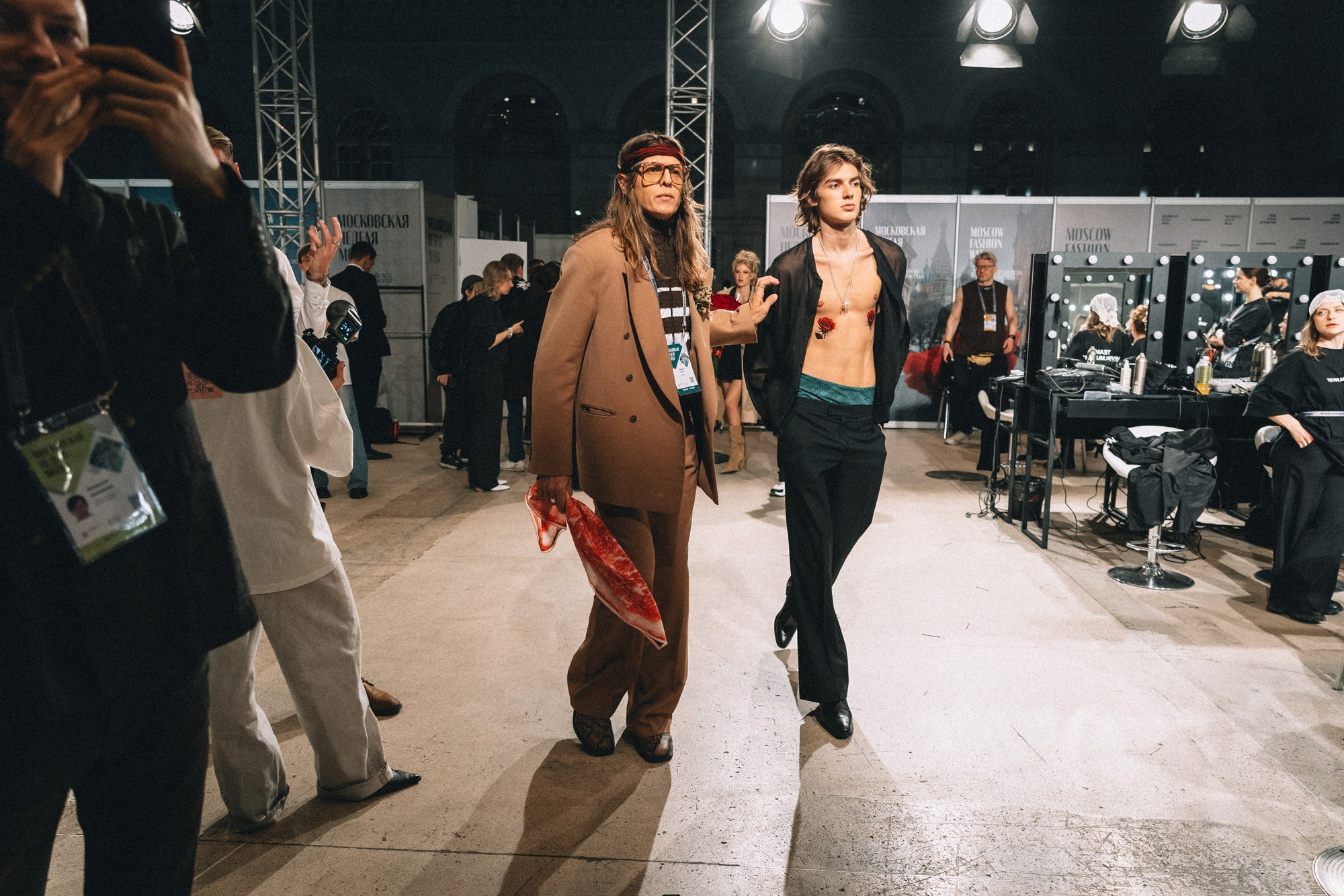 Где мода снимает маски. Backstage недели моды в Москве. Татьяна Фомичева. Репортажный и светский фотограф в Москве