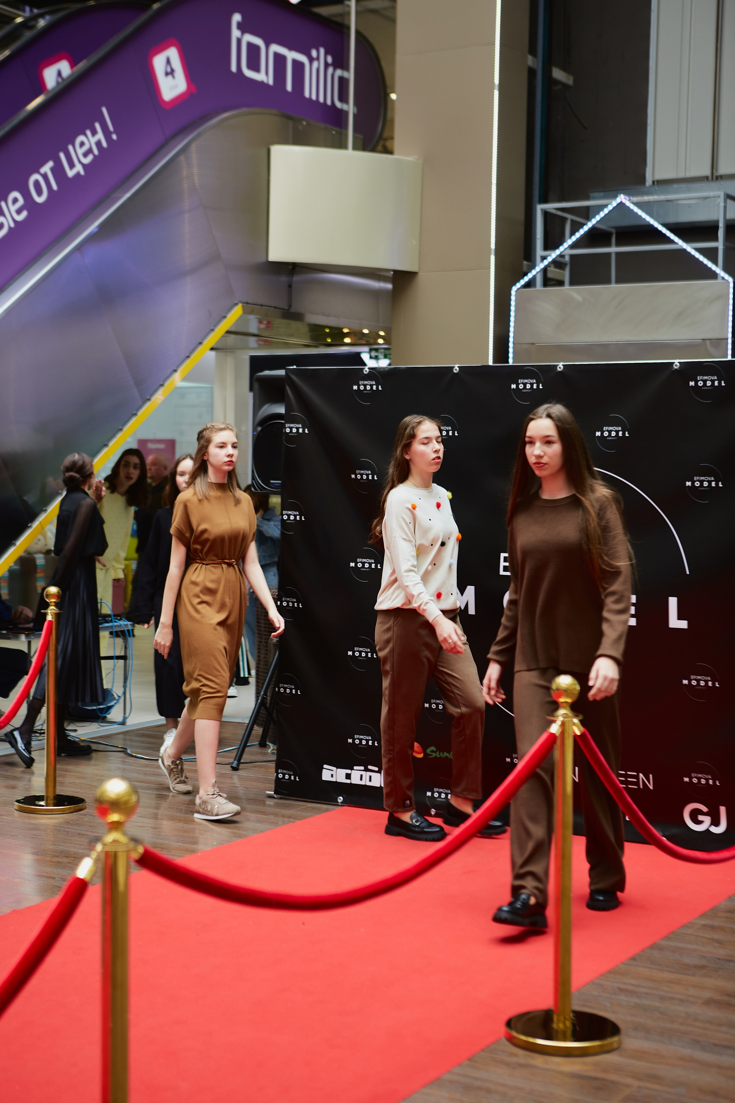 FASHION SHOW ТЦ Sun City. Efimova Model Agency