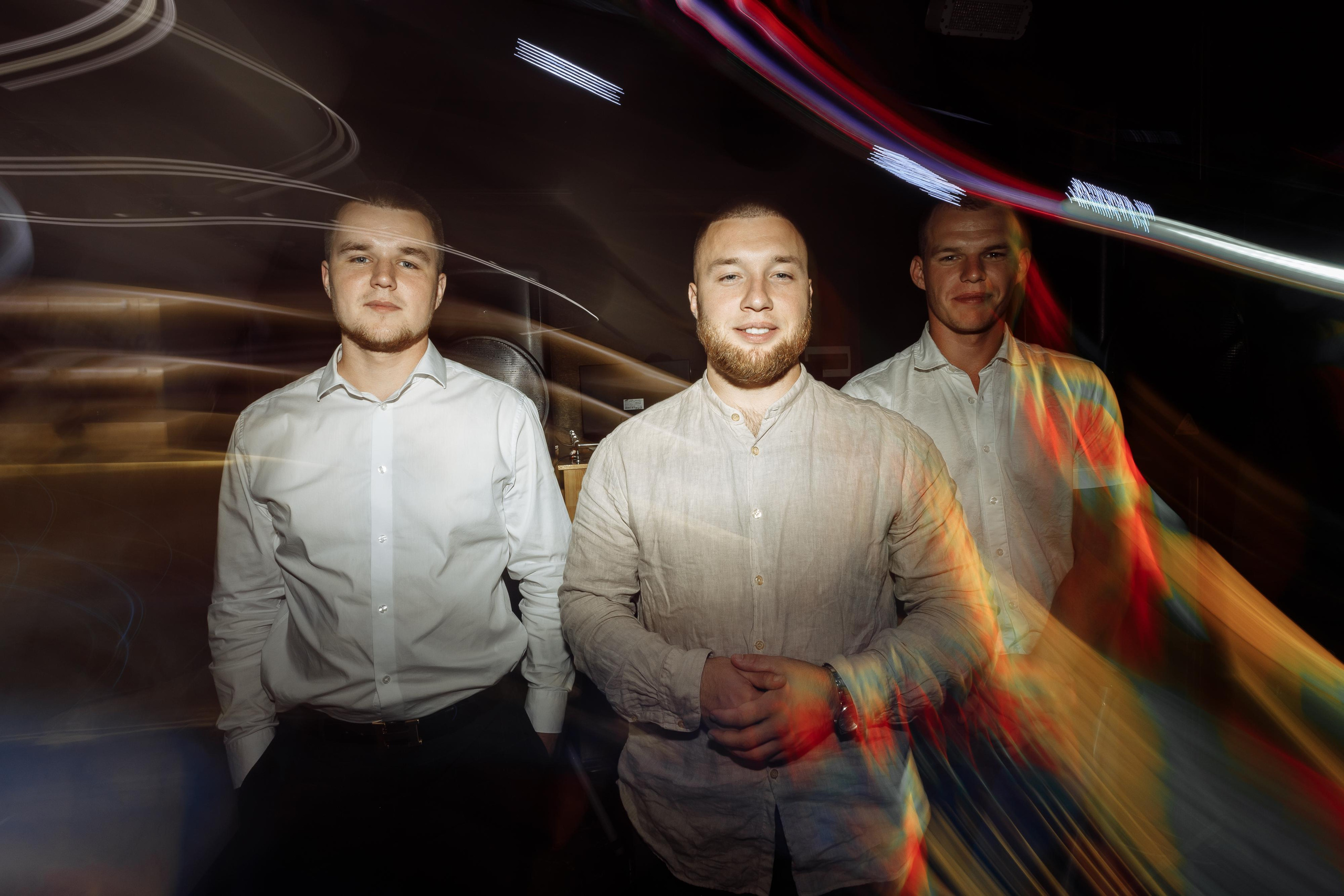 Оля и Петя. Свадебный и семейный фотограф Ворожейкин Олег. Фотографирую во Владиво