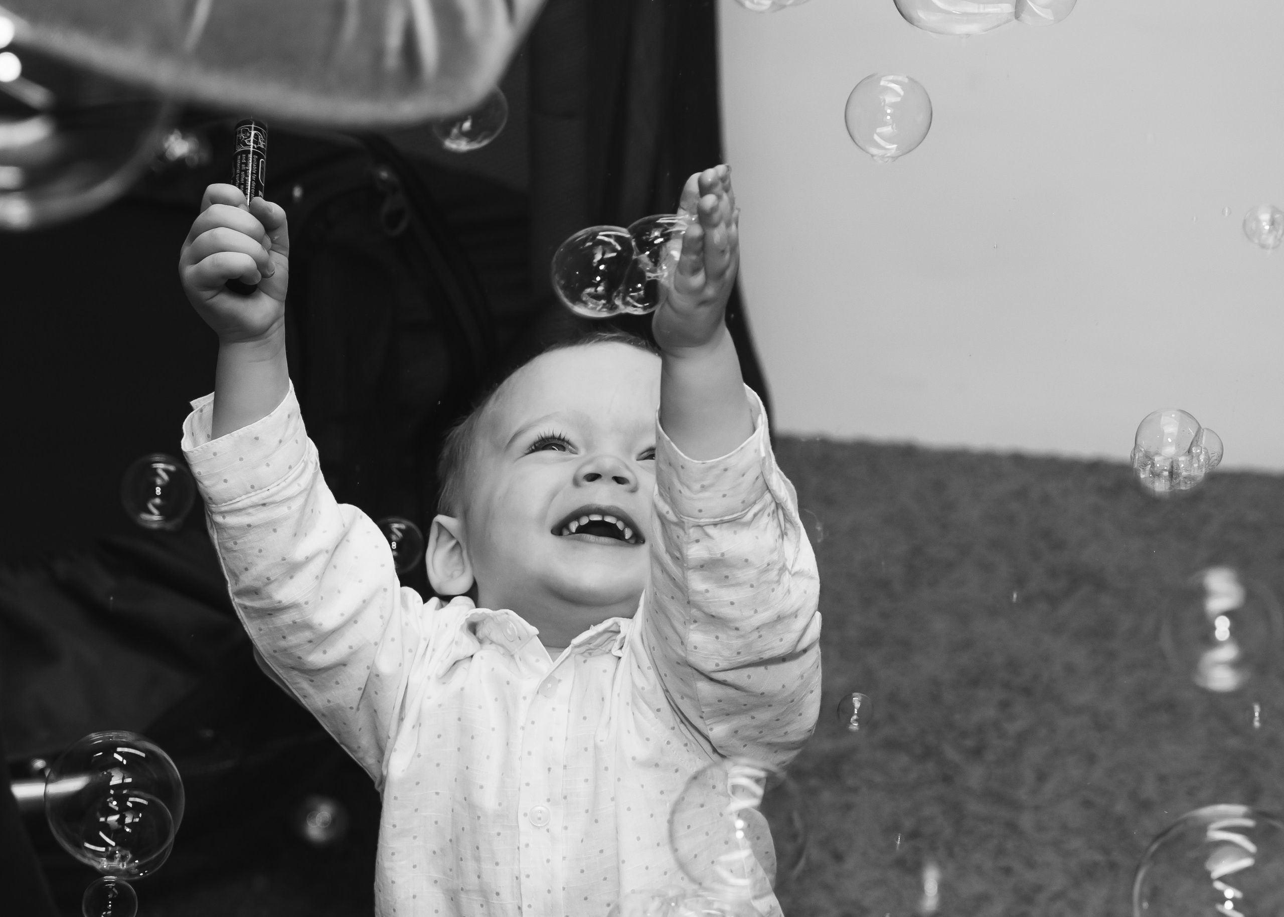 Карамелька в гостях у Романа. Крамер Юлиана детский и семейный фотограф