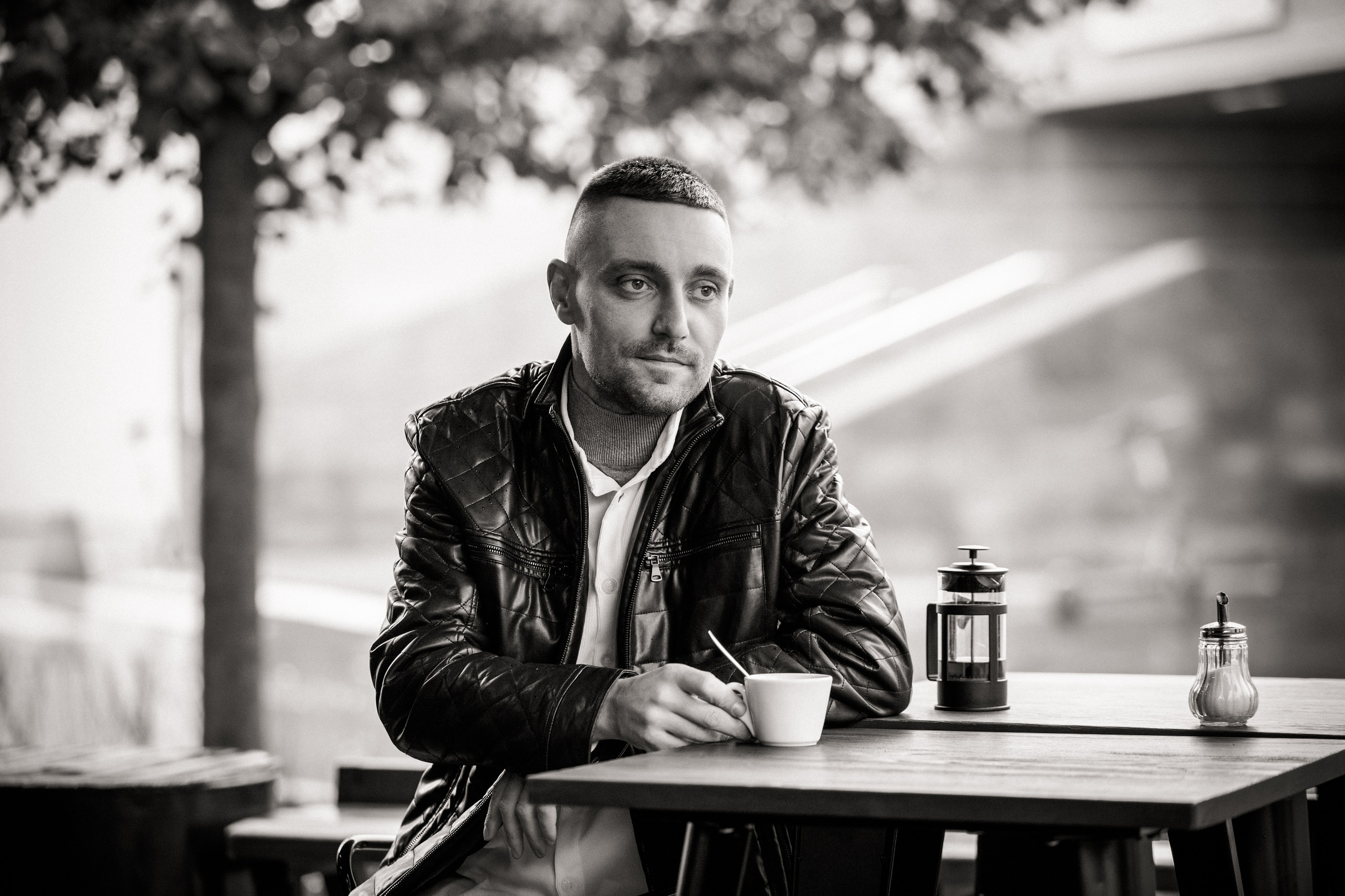 Мужская фотосессия на улице. Свадебный и семейный фотограф в Москве и Подмосковье Лариса Козлова