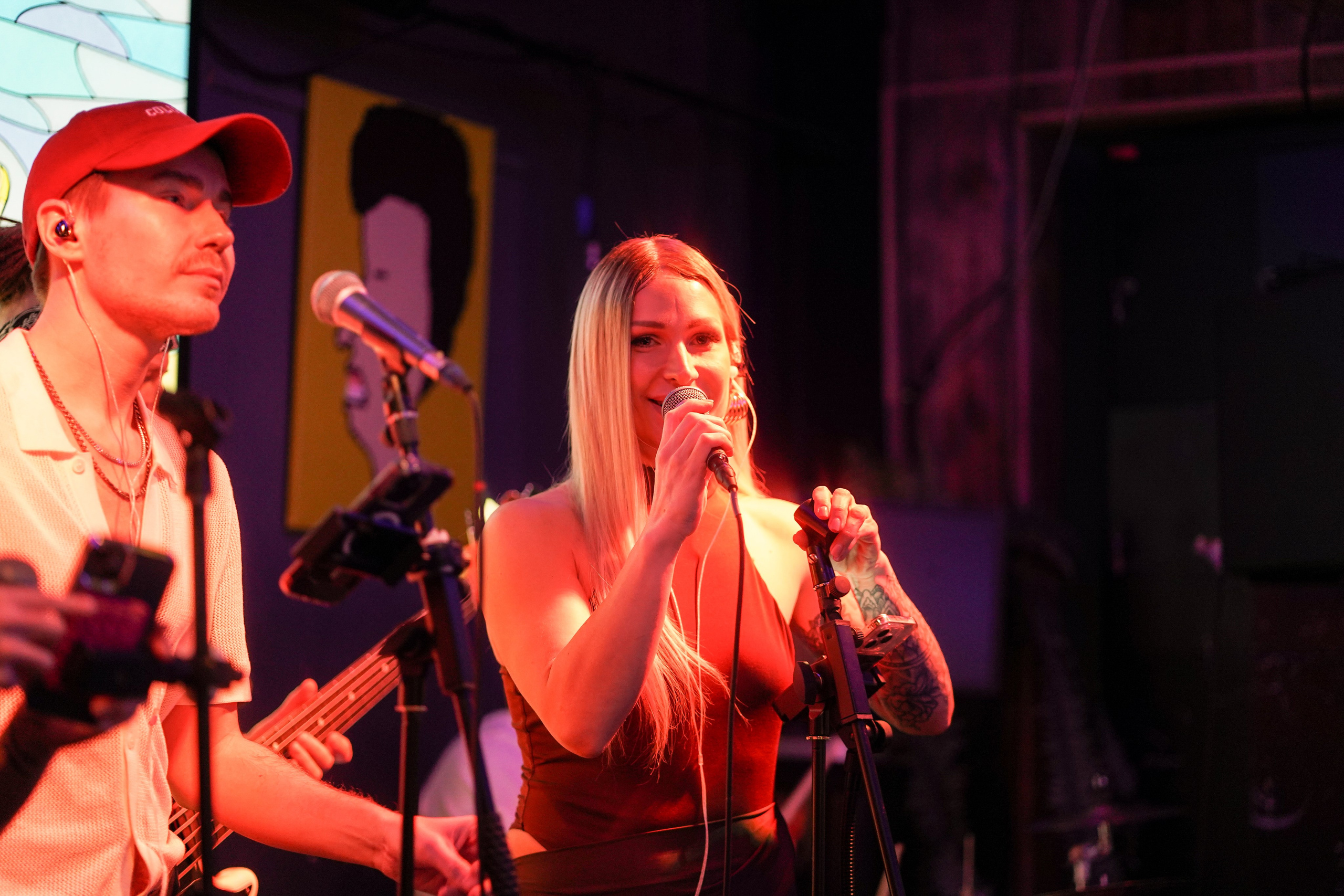 Бар Собаки в тумане. Фотограф