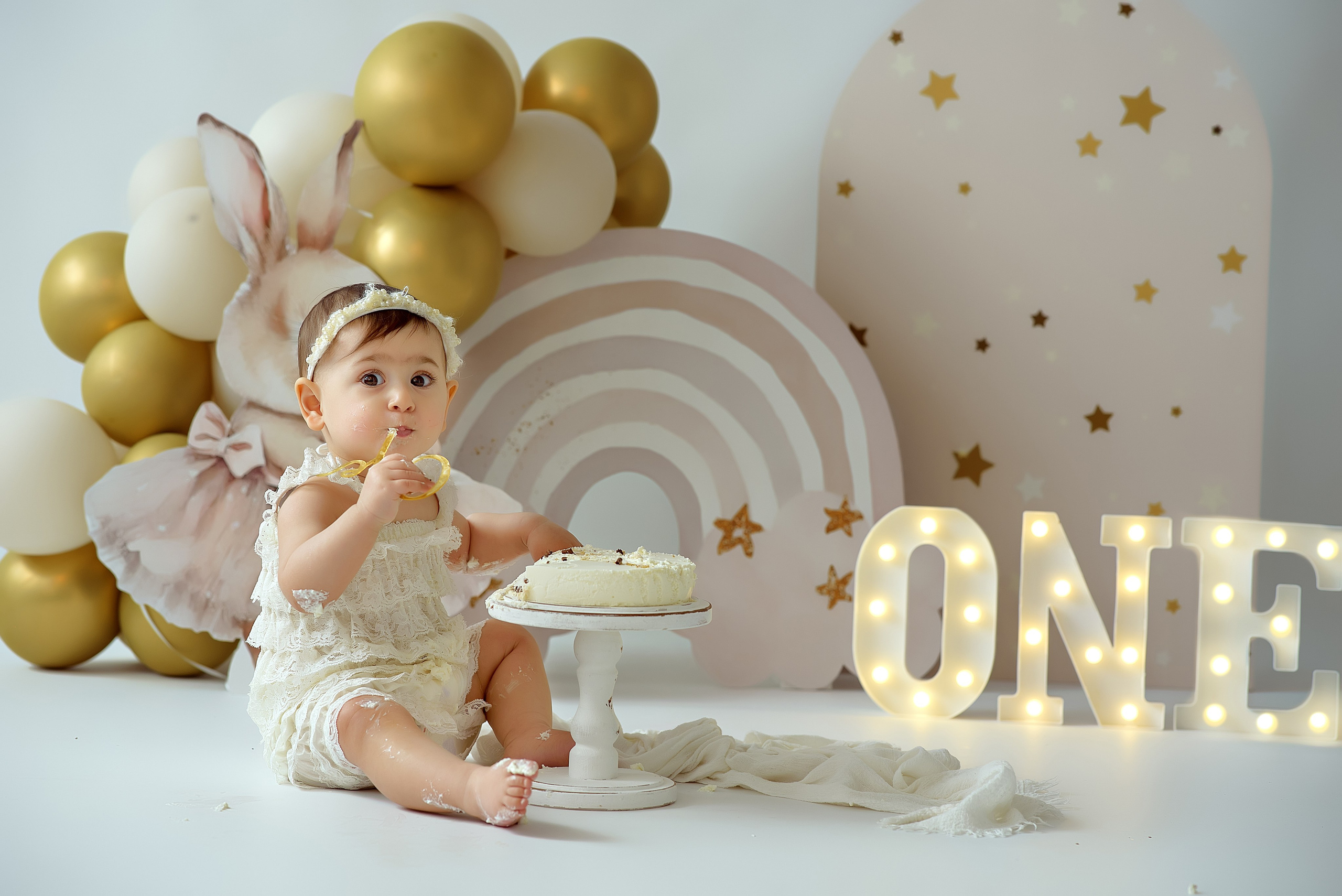 Крушение тортика. Фотограф беременности и новорожденных в Рязани