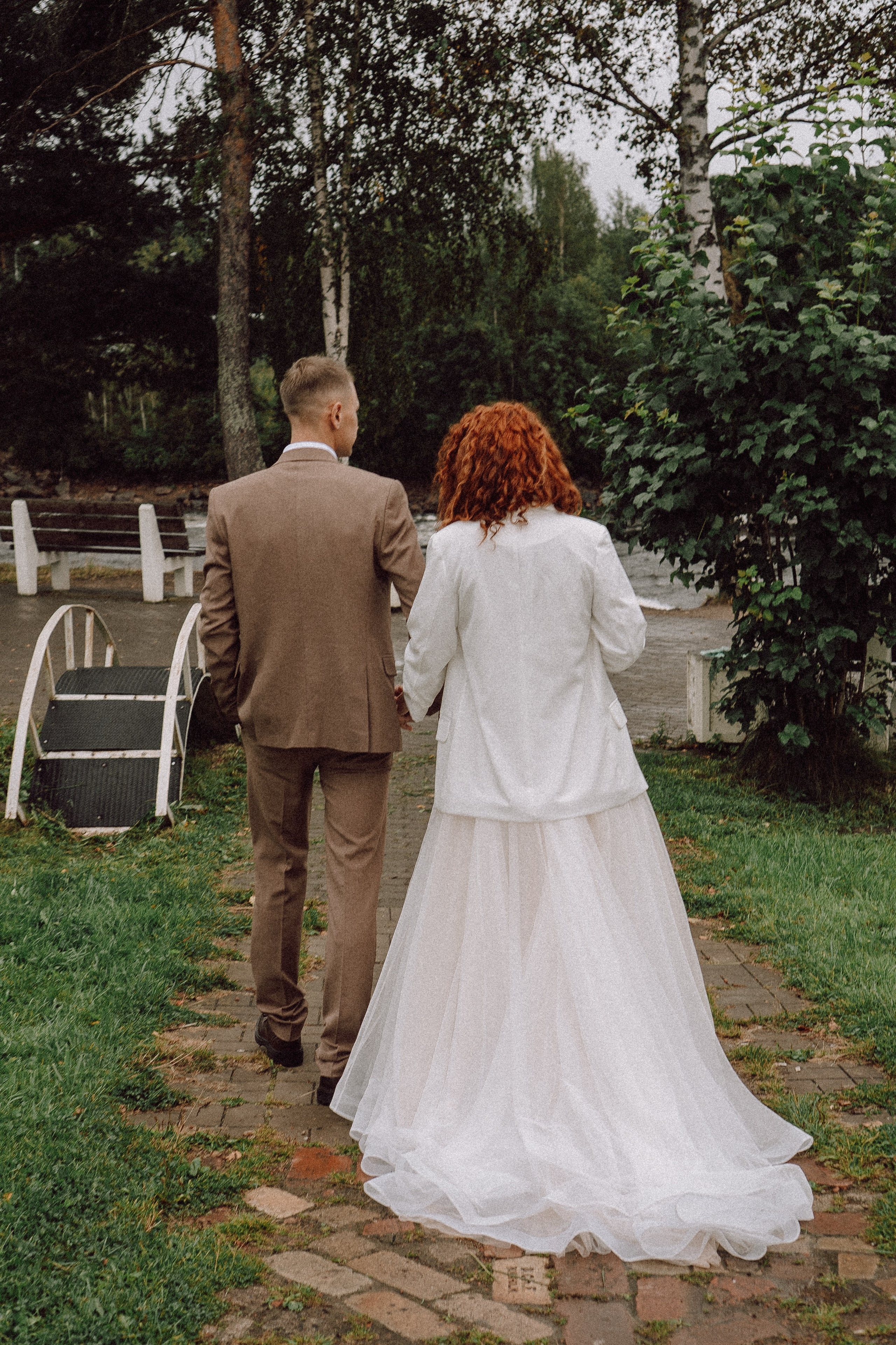 СВАДЕБНАЯ ФОТОСЕССИИЯ ПАРЫ В ГОРОДЕ ПРИОЗЕРСК В СОСНОВОМ ЛЕСУ И С ПИКАПОМ. Профессиональный фотограф, Санкт-Петербург — Виктория Богомолова