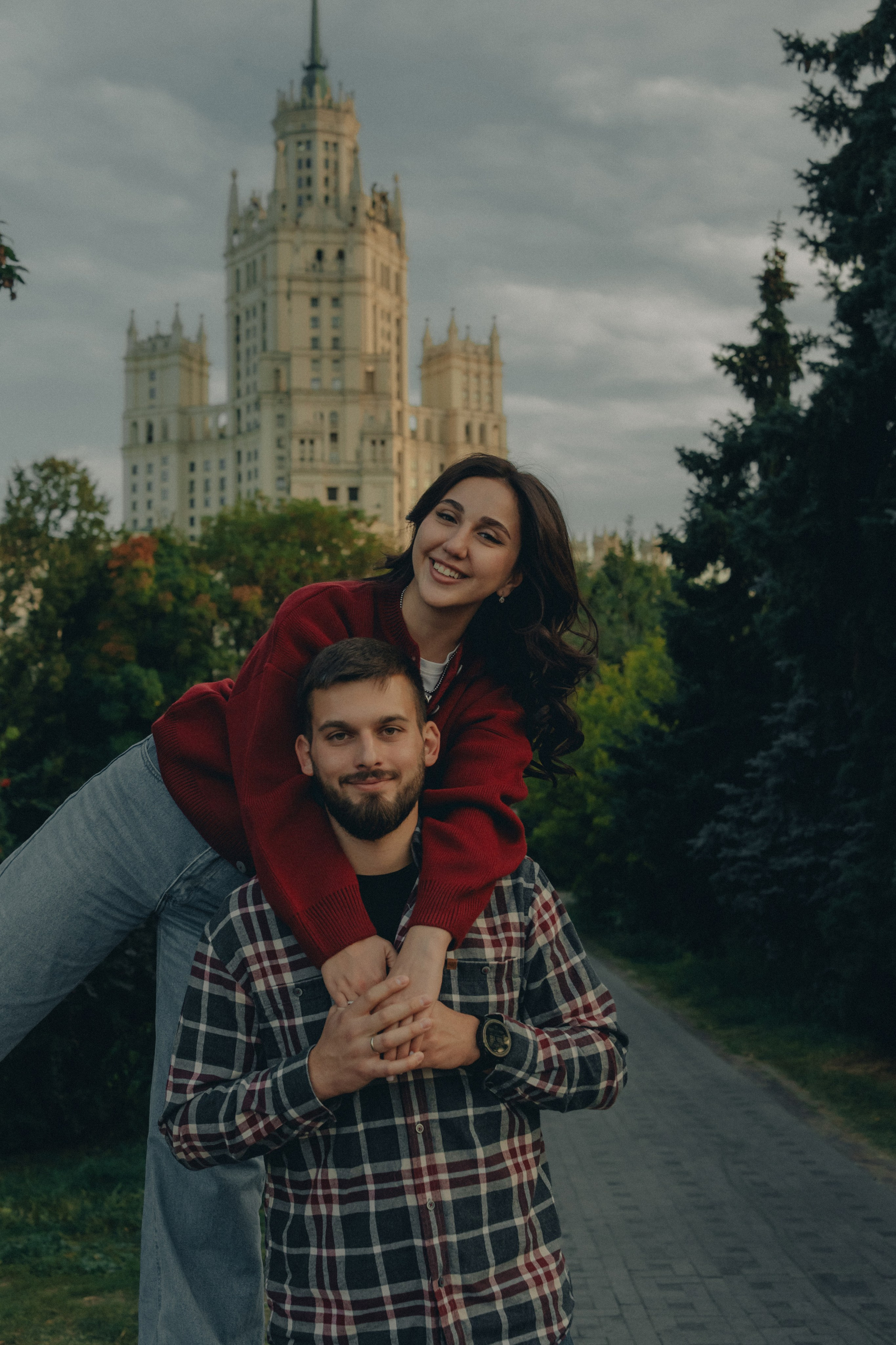 M & V | фотосессия на Котельнической набережной. Портретный фотограф Москва