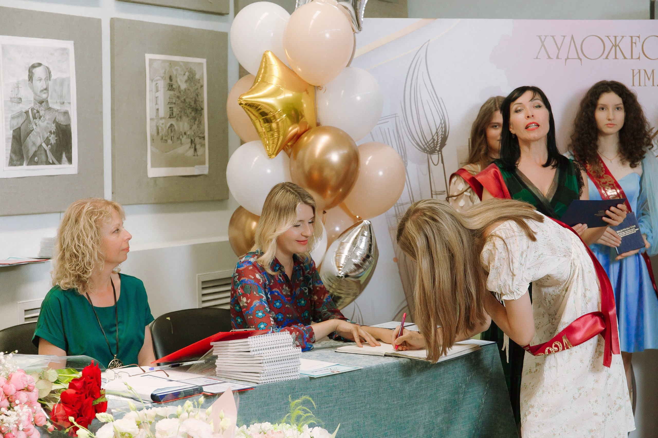 Выпускной в Художественной школе. Выпускные альбомы Натальи Бутко: Новороссийск, Анапа, Геленджик