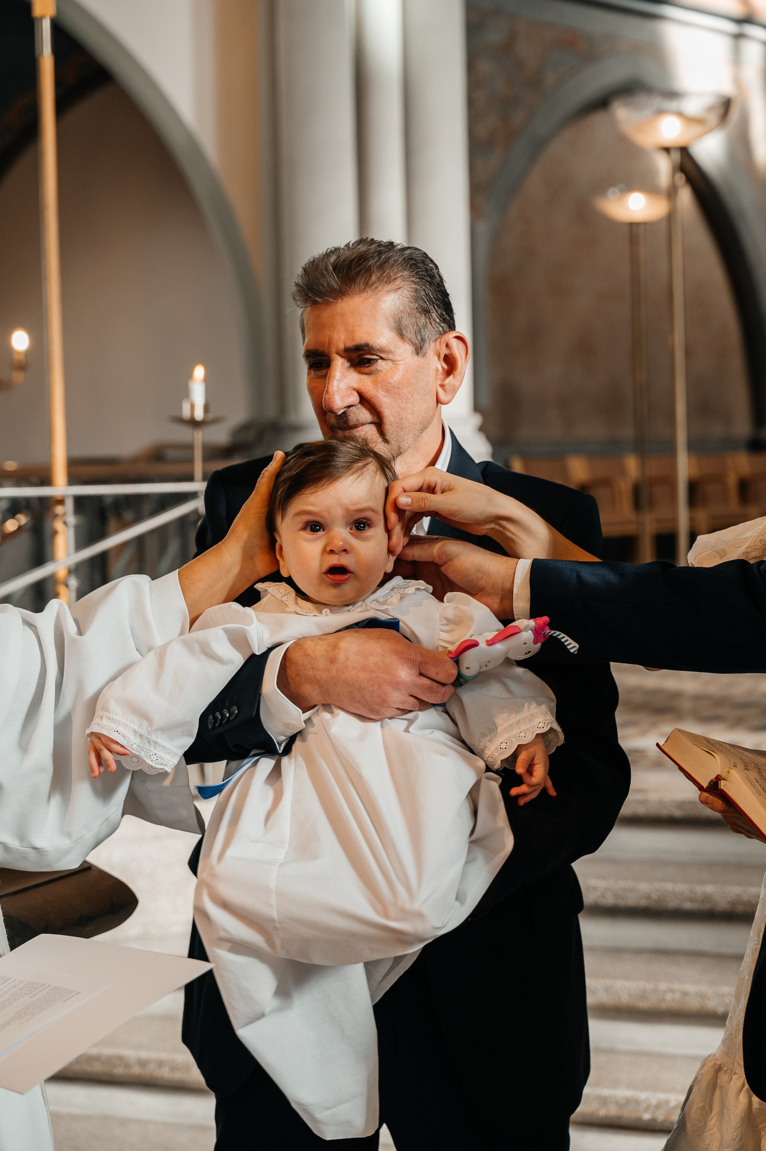 Dopfotografering i Oscar Fredriks kyrka | Fotograf i Göteborg. Bröllops- och familjefotograf i Halmstad | Valentina