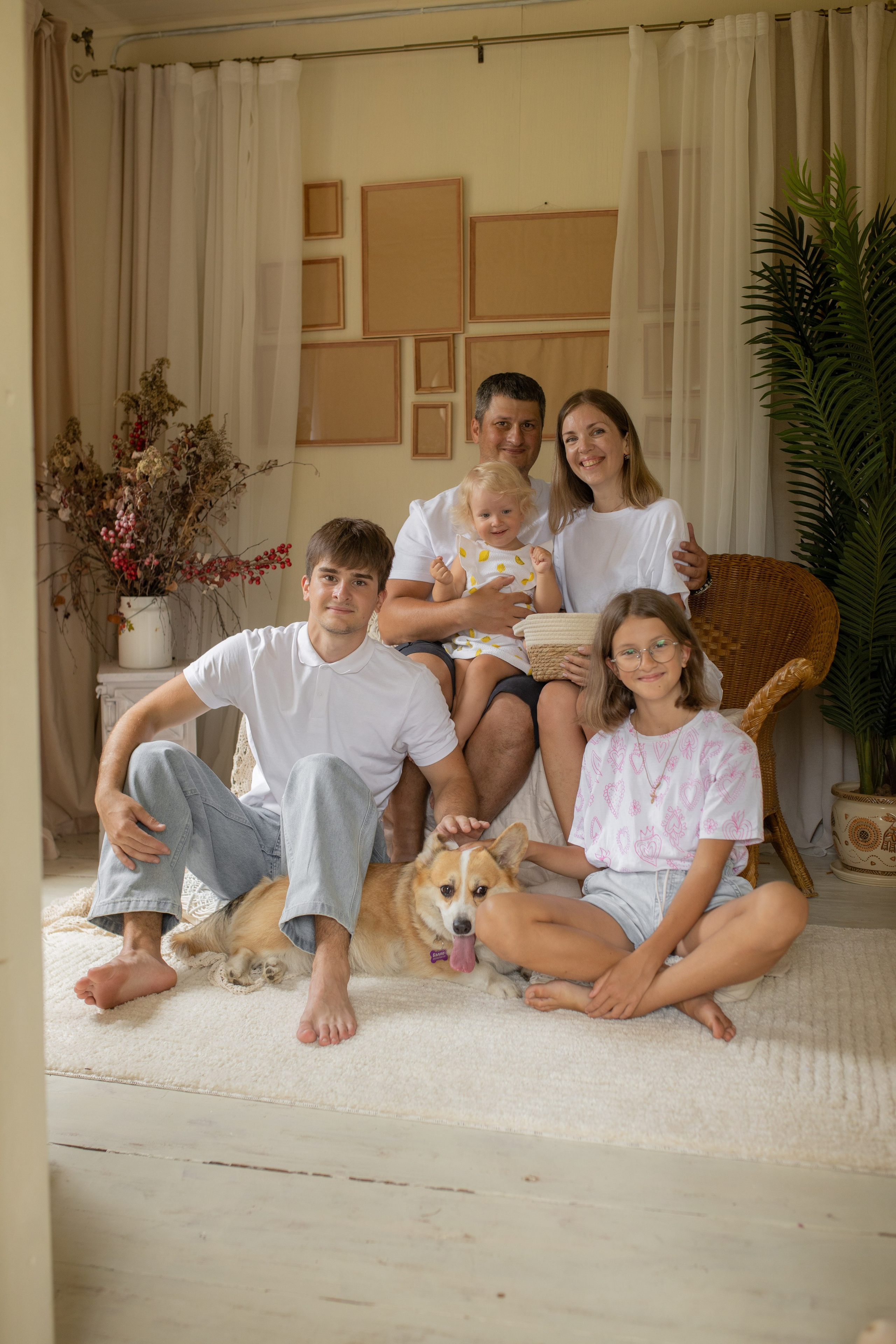 Семейная фотосессия на даче в Купавне. Фотограф в Железнодорожном и Балашихе