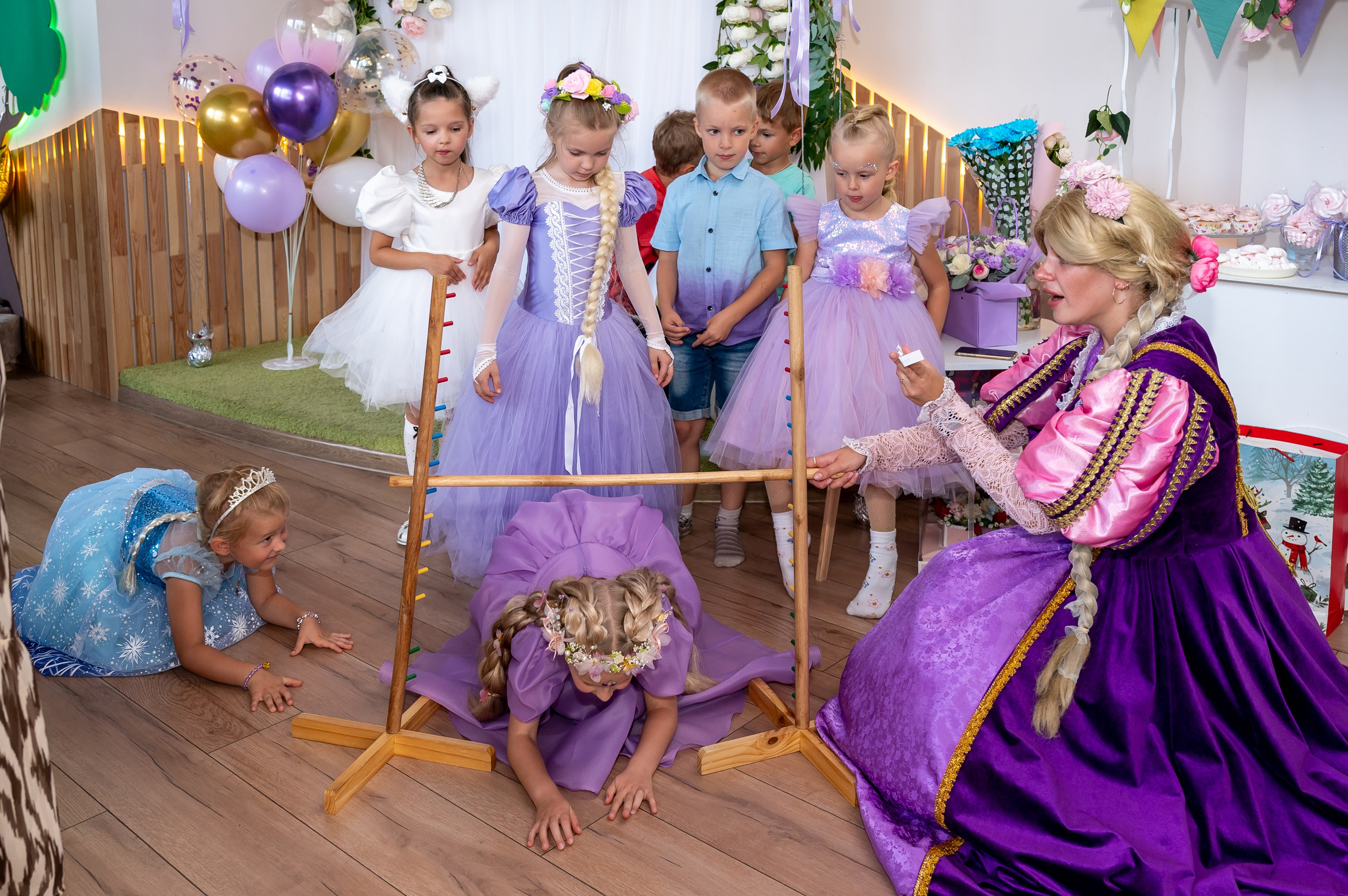 ДР в лофте с фокусником