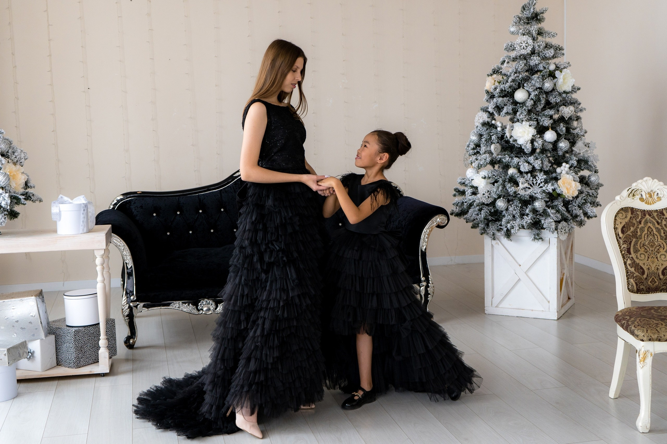 Платья Family look. Фотостудия Малина в городе Улан-Удэ. Фотограф Ирина Жарникова