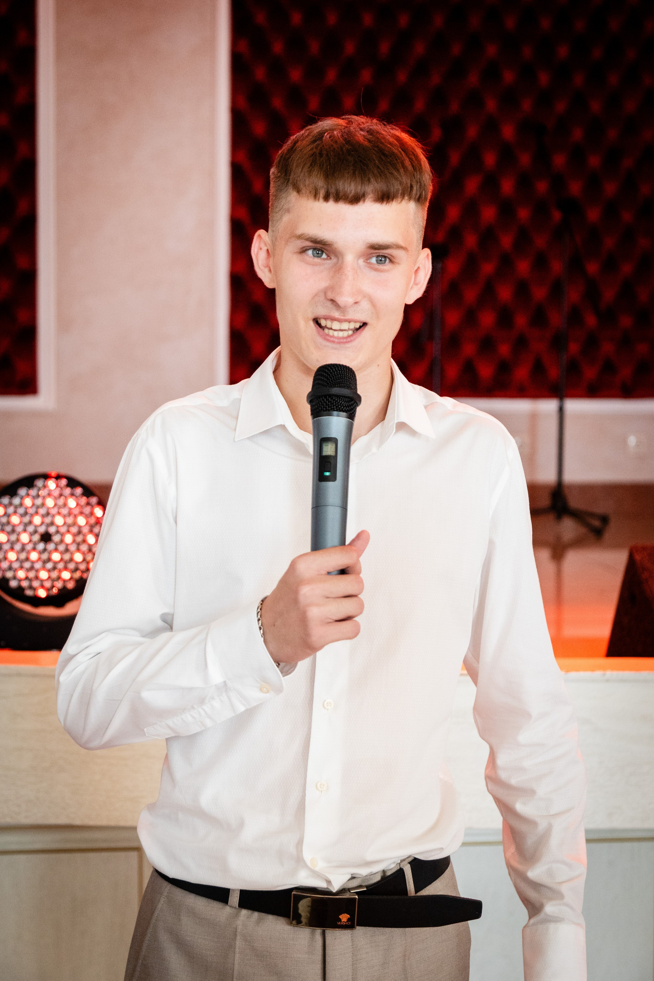 Школьный выпускной. Детский фотограф видеограф в Хабаровске Михаил Орлов