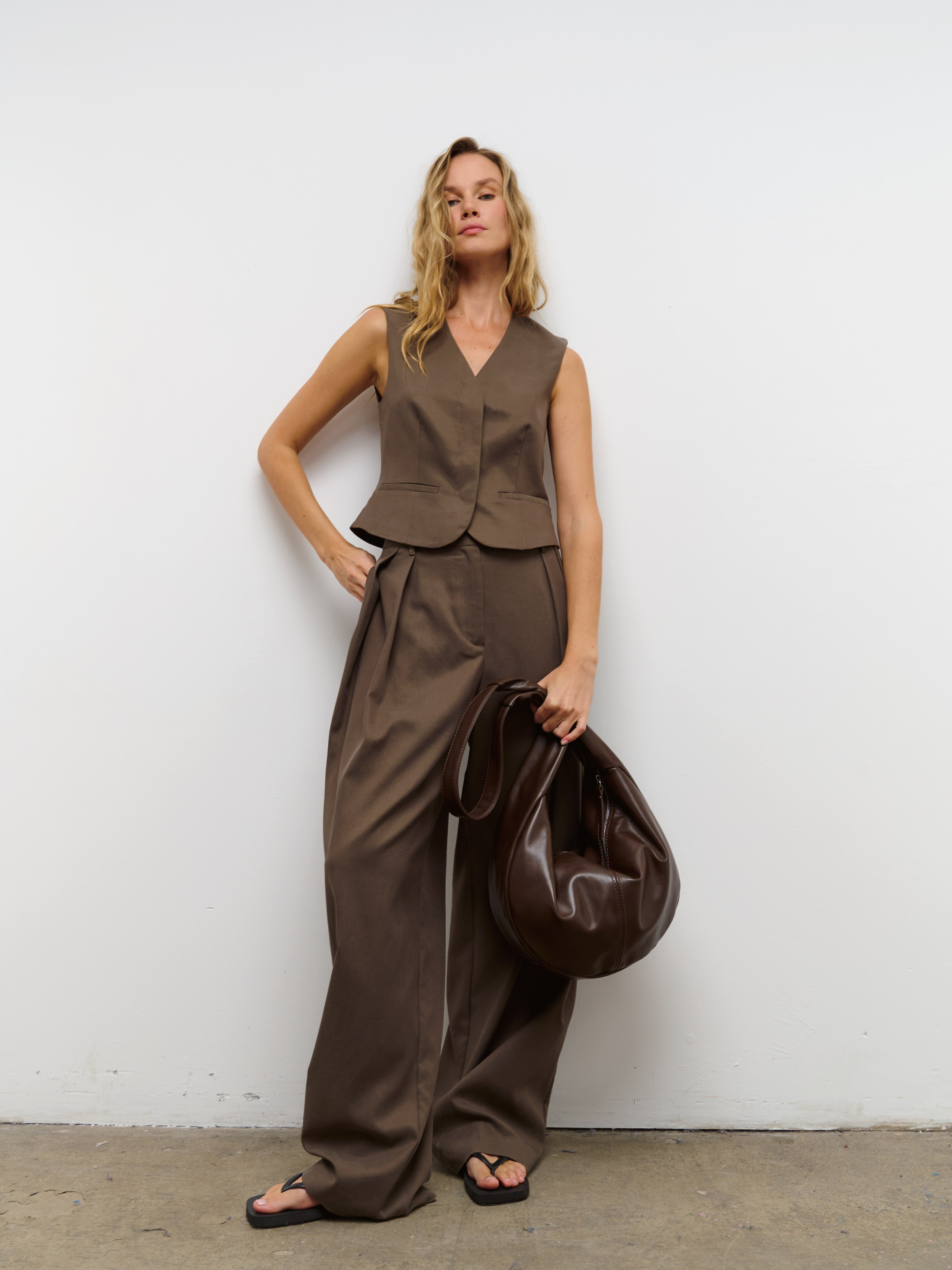 Каталог для бренда SHERWD. Fashion фотограф в Москве Ксения Чупрунова