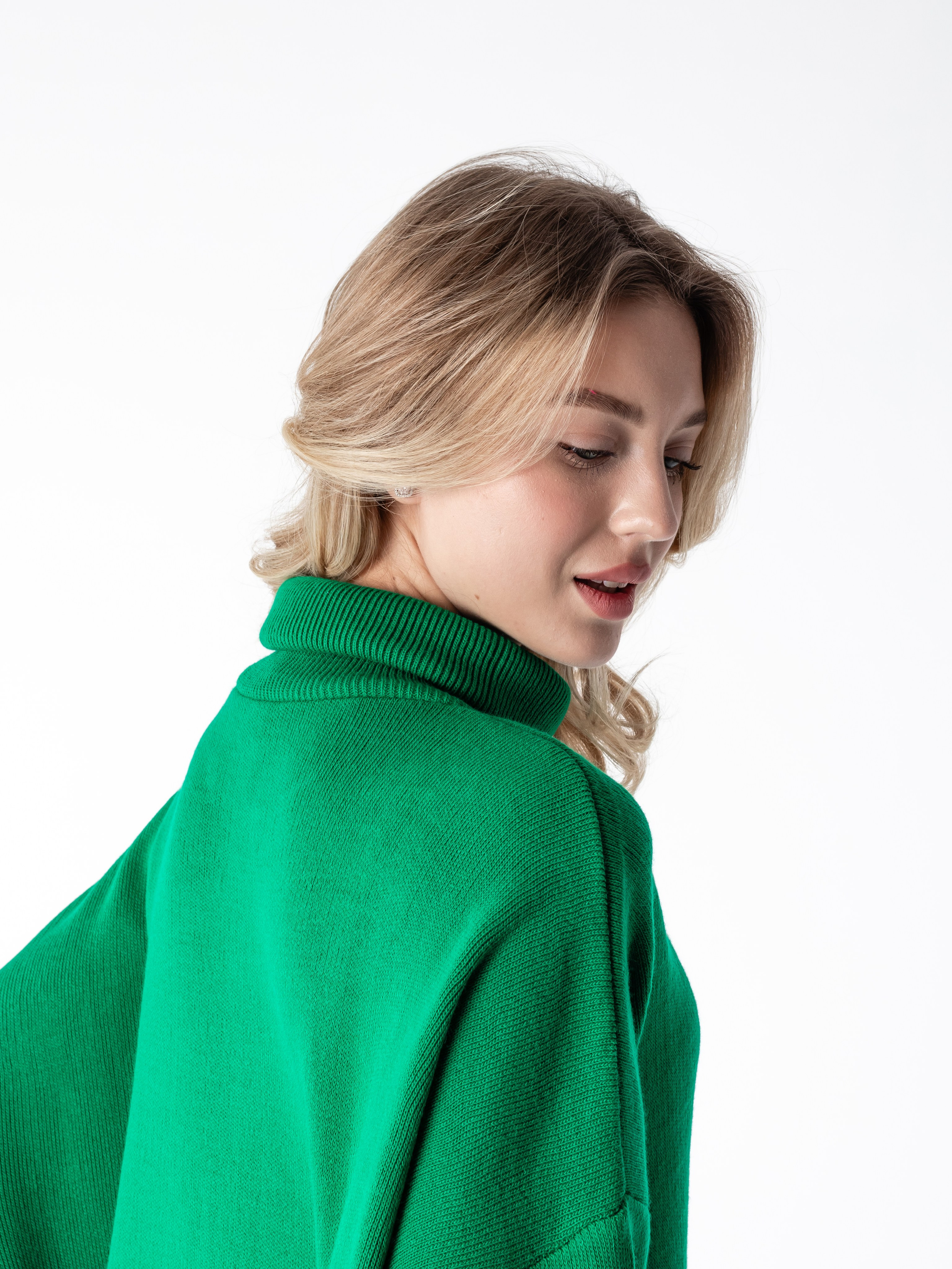 Свитер. Фотограф в Краснодаре Арина Кудряшова