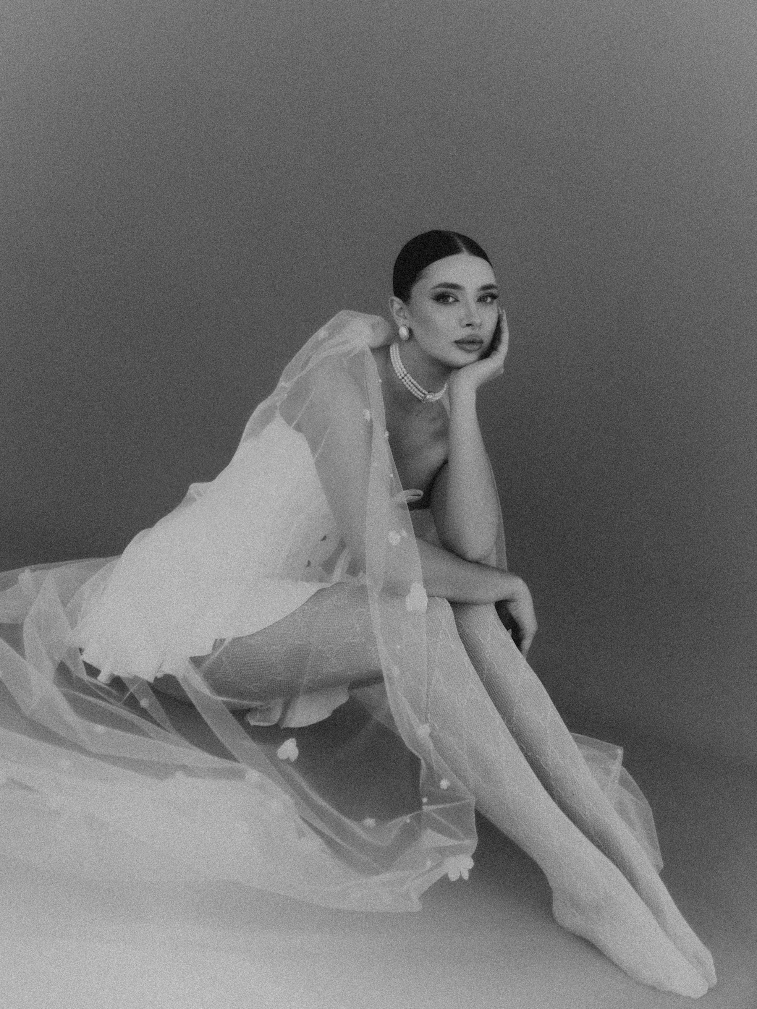 Мария в ArtModa (вариант утра невесты). Свадебные фотографы в Гомеле и Минске Сергей и Анастасия Фещенок