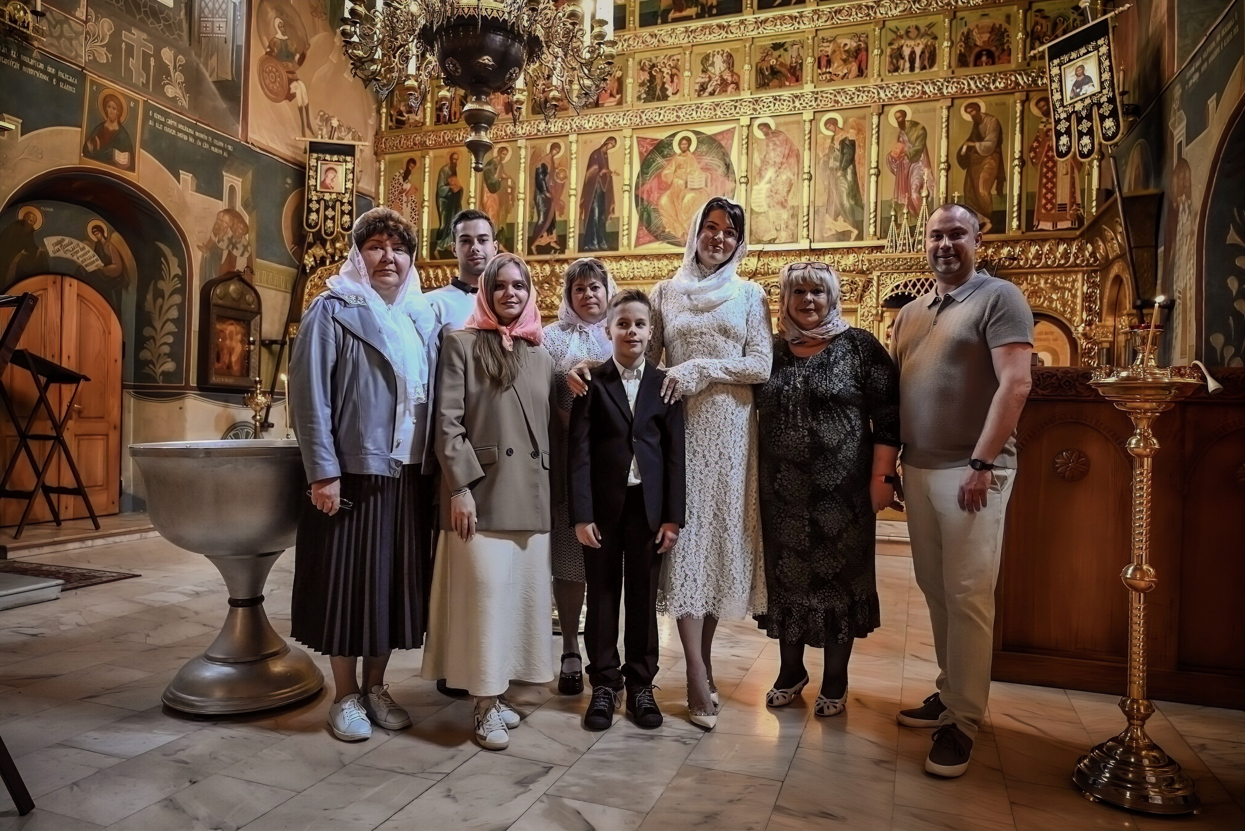 Крещение Арбат мама Ксения. Семейный и детский фотограф Москва