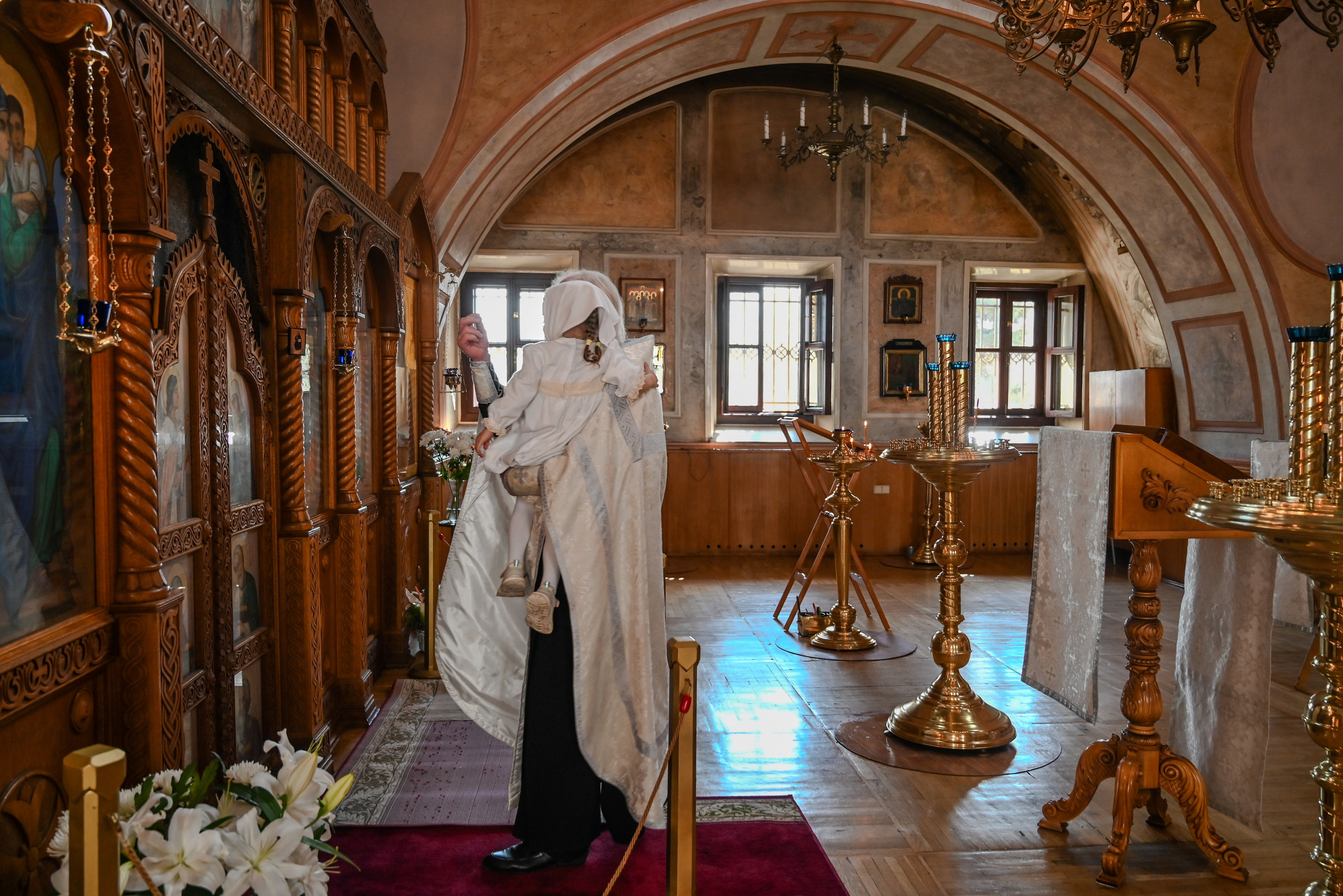 Крещение мама Анна. Семейный и детский фотограф Москва