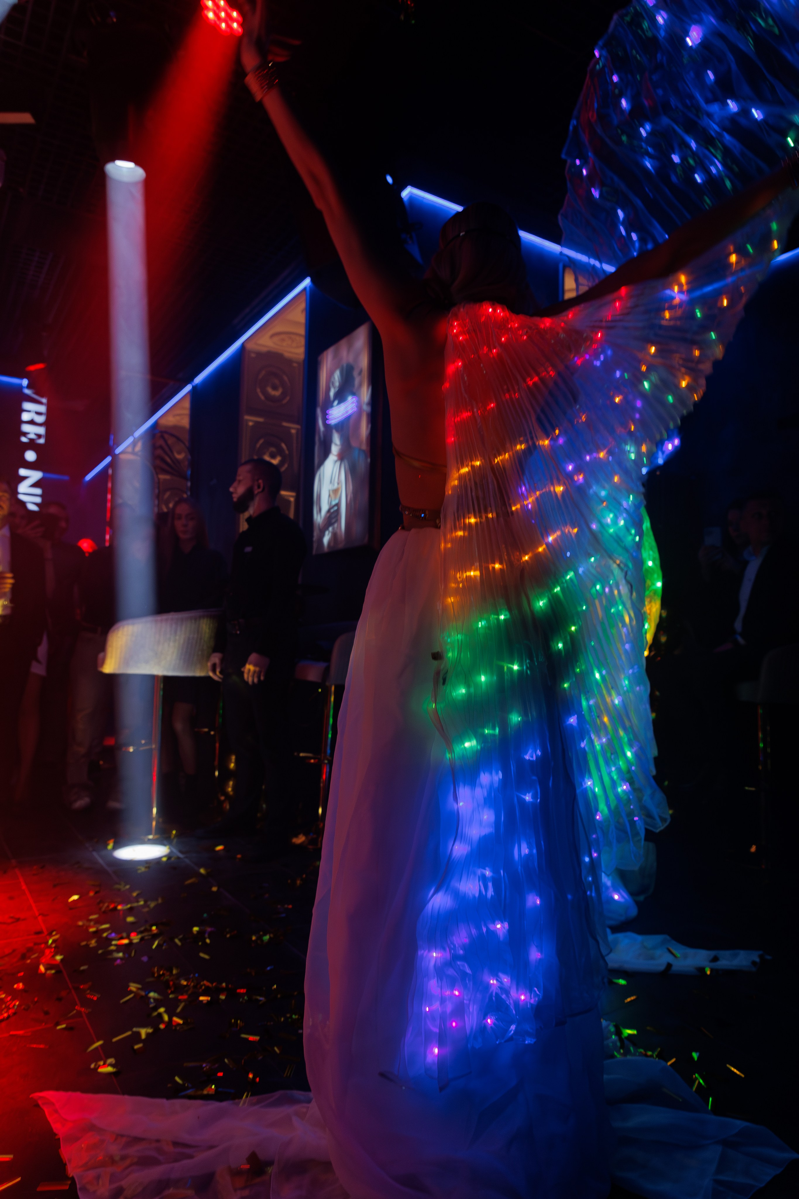 ЛУВР [Открытие Ночного клуба]. СВОИ. ФОТООТЧЕТЫ-СОБЫТИЯ-МЕСТА