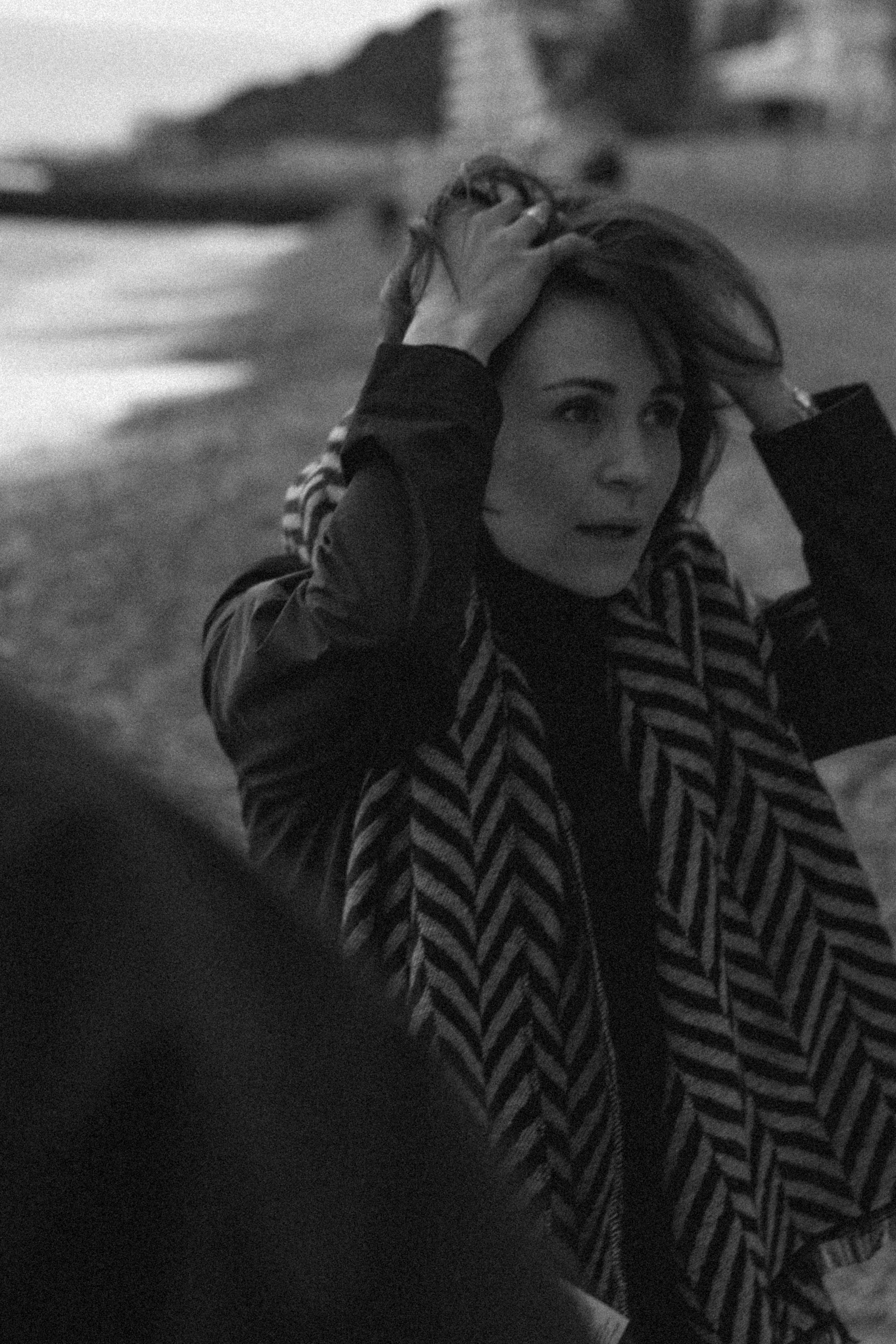 Lovers on the beach-4