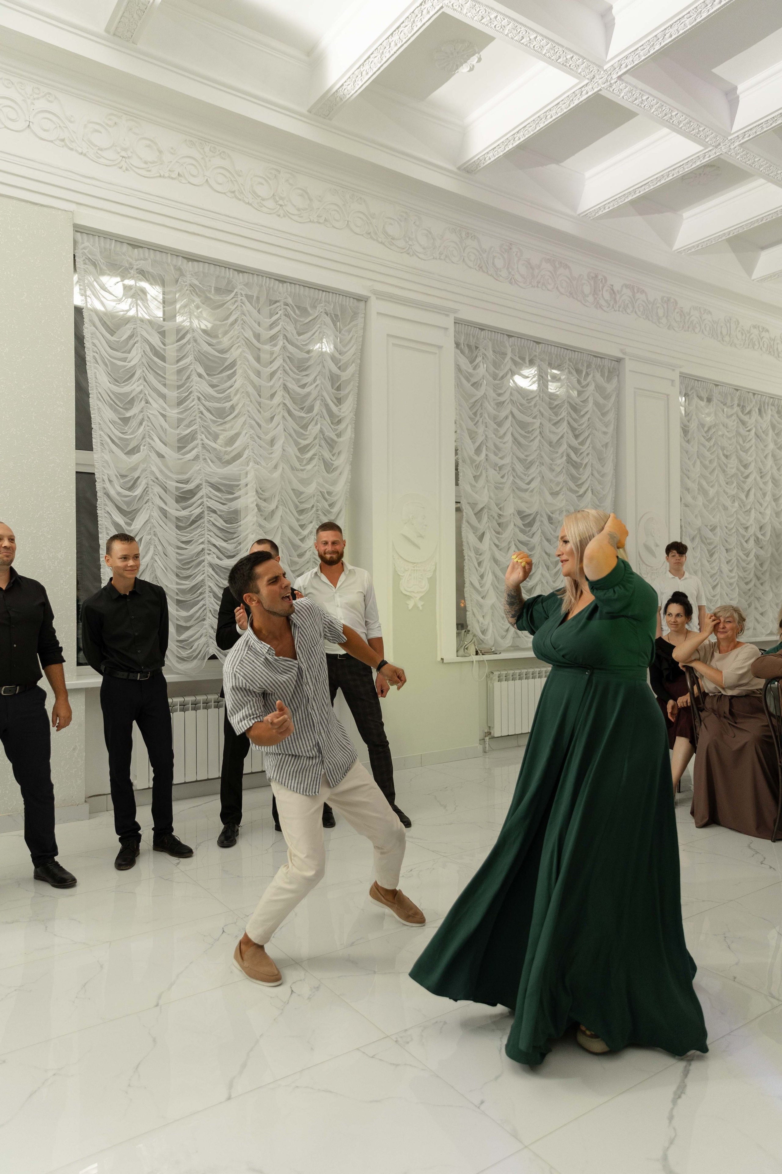 Дом Культуры. Я Ира и я фотографирую свадьбы более 10 лет