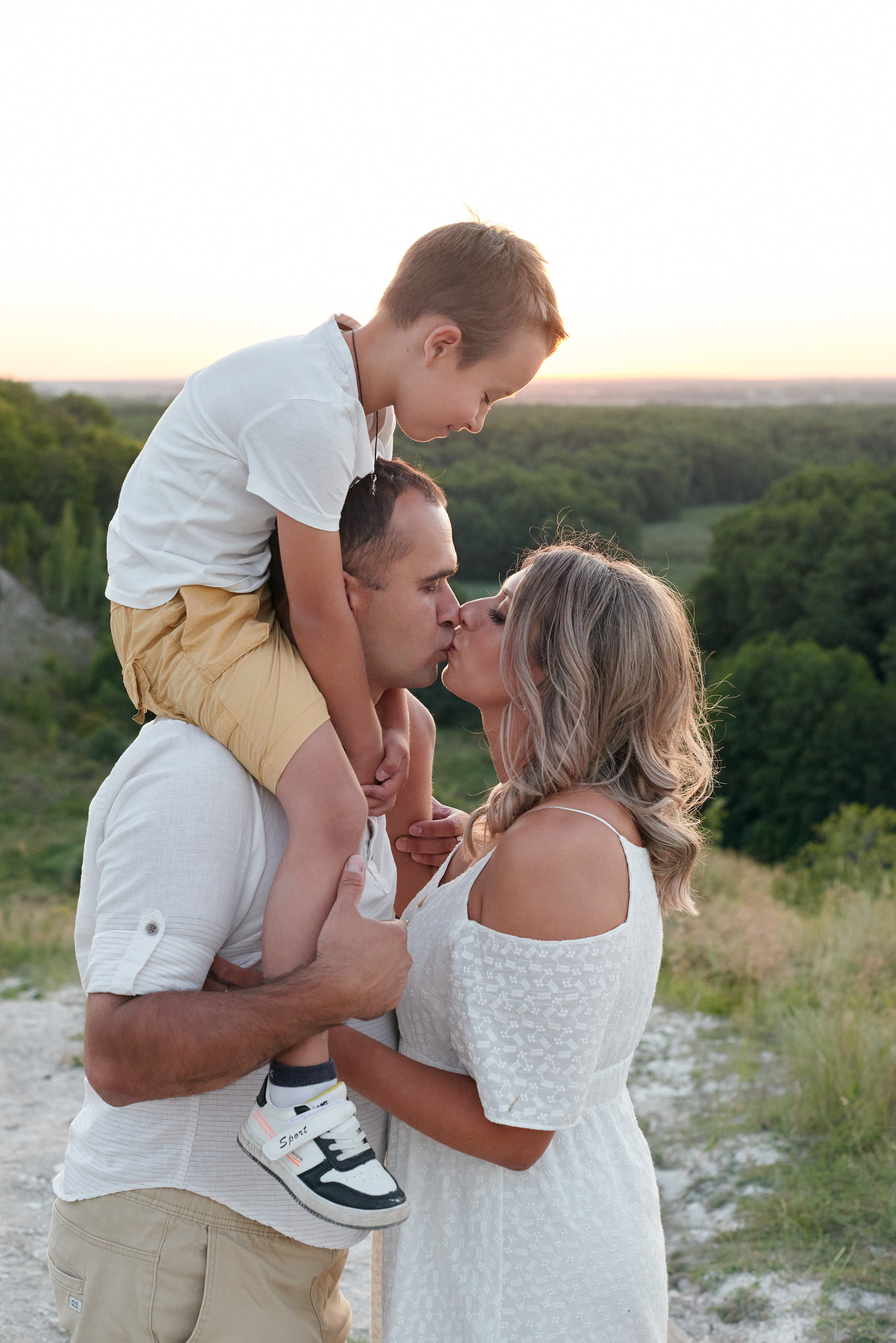 Папа рядом, мама рядом, что ещё для счастья надо!. Свадебный, семейный, детский фотограф в Острогожске Татьяна Волошина