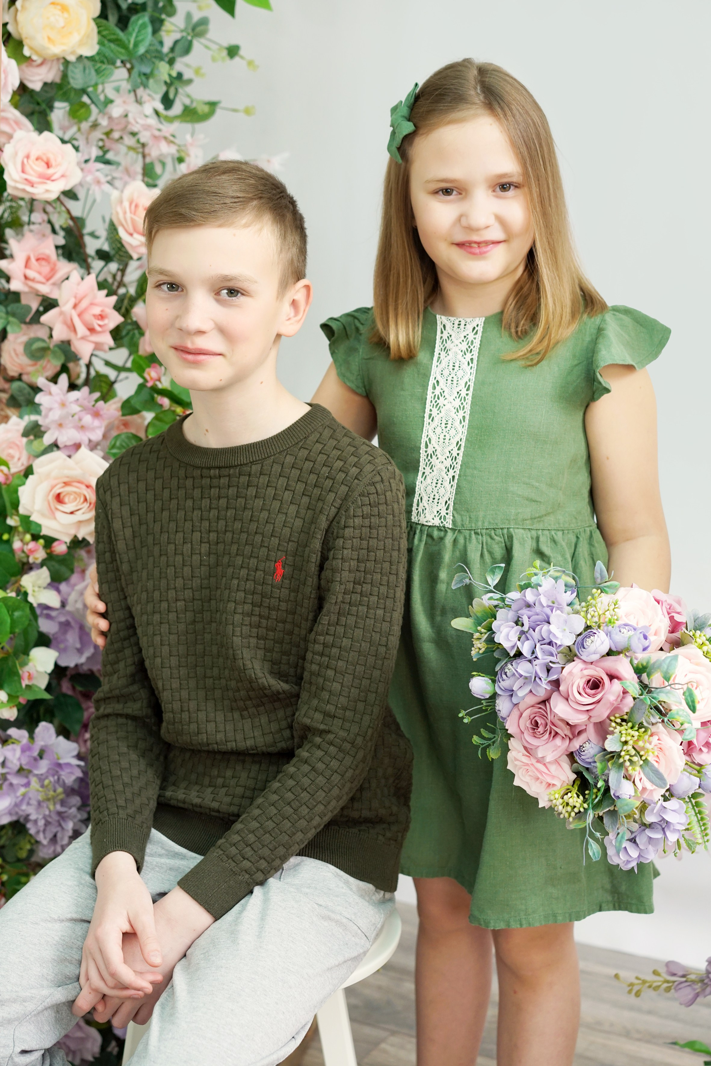 Мария с детьми