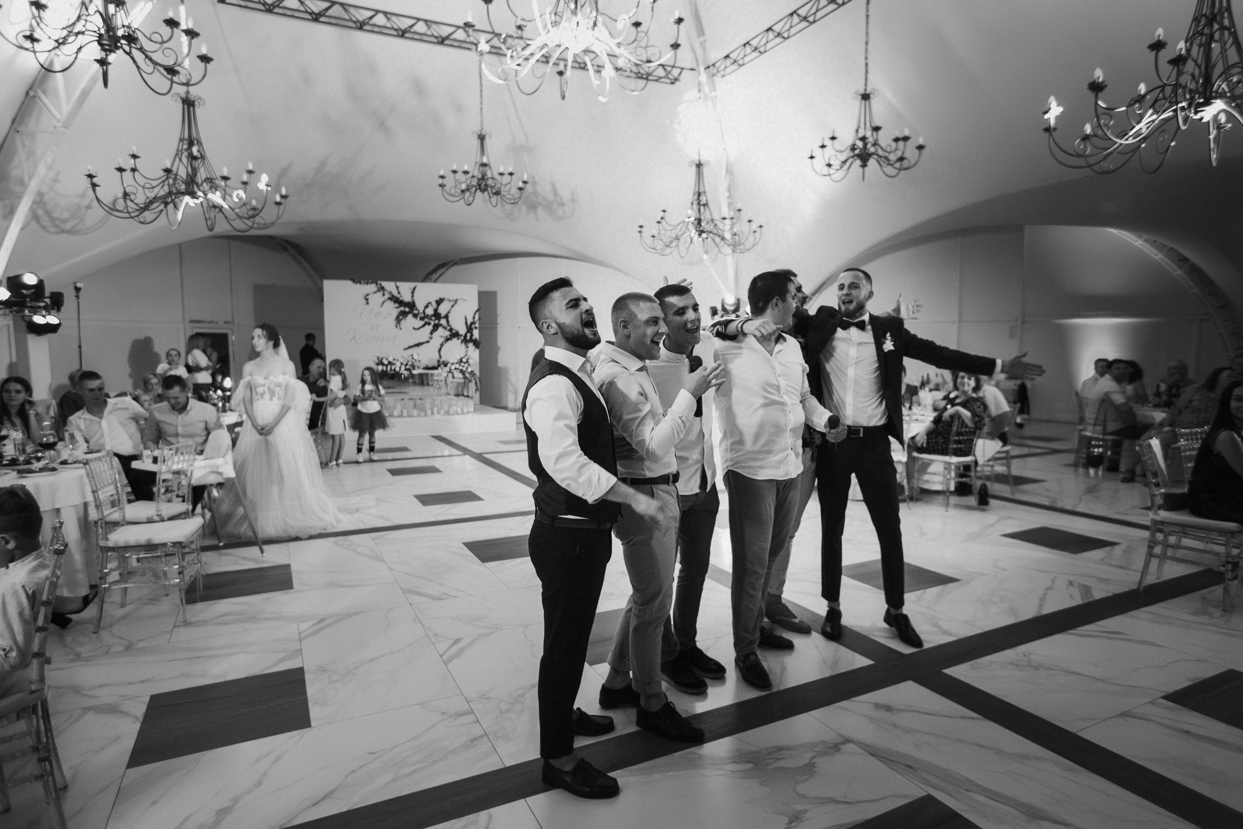 Ведущий Самсон Сахаров