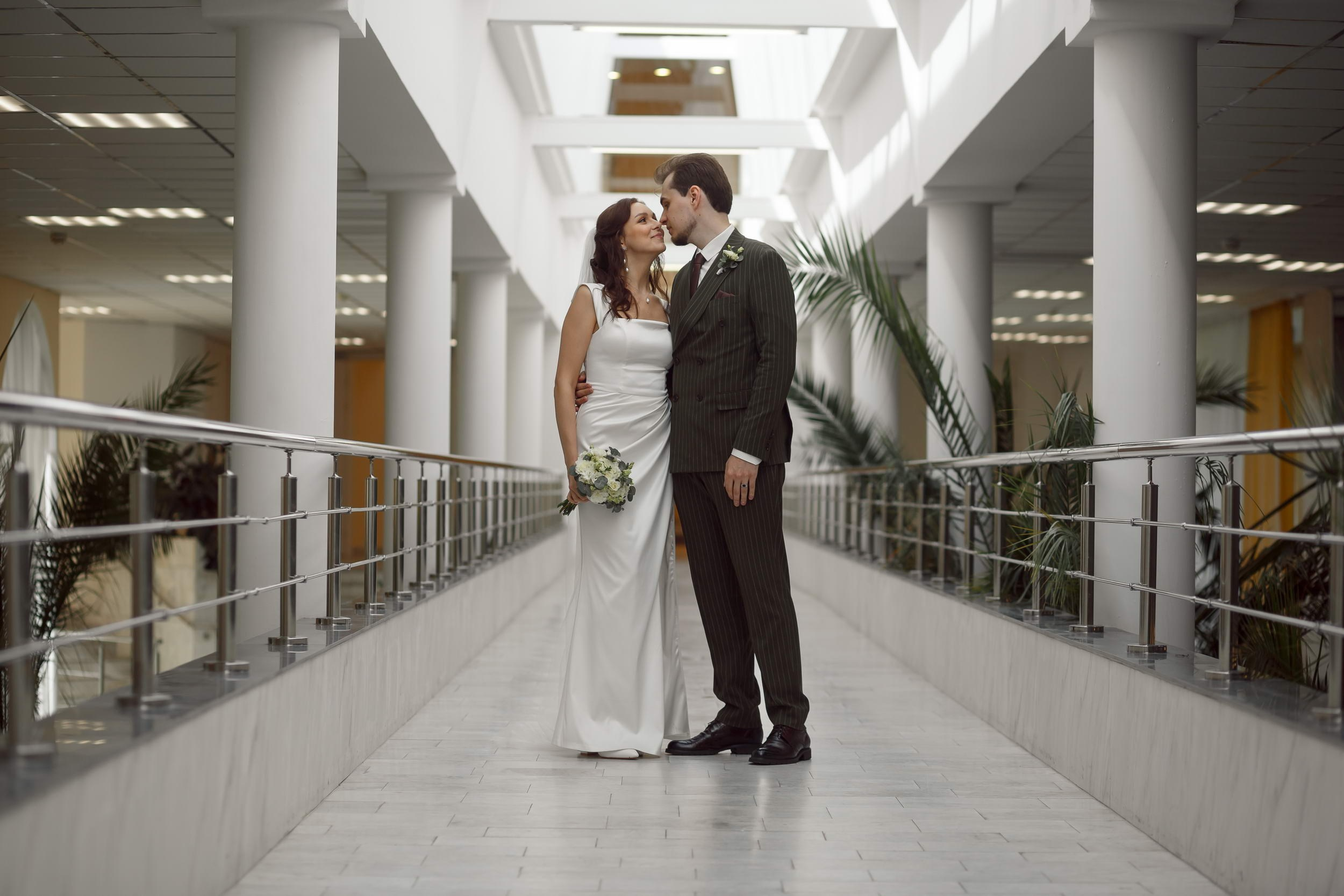 Свадебная фотосессия в Санкт-Петербурге. Свадебный фотограф Игорь Брундасов 8PHOTO на свадьбу венчание загс СПб