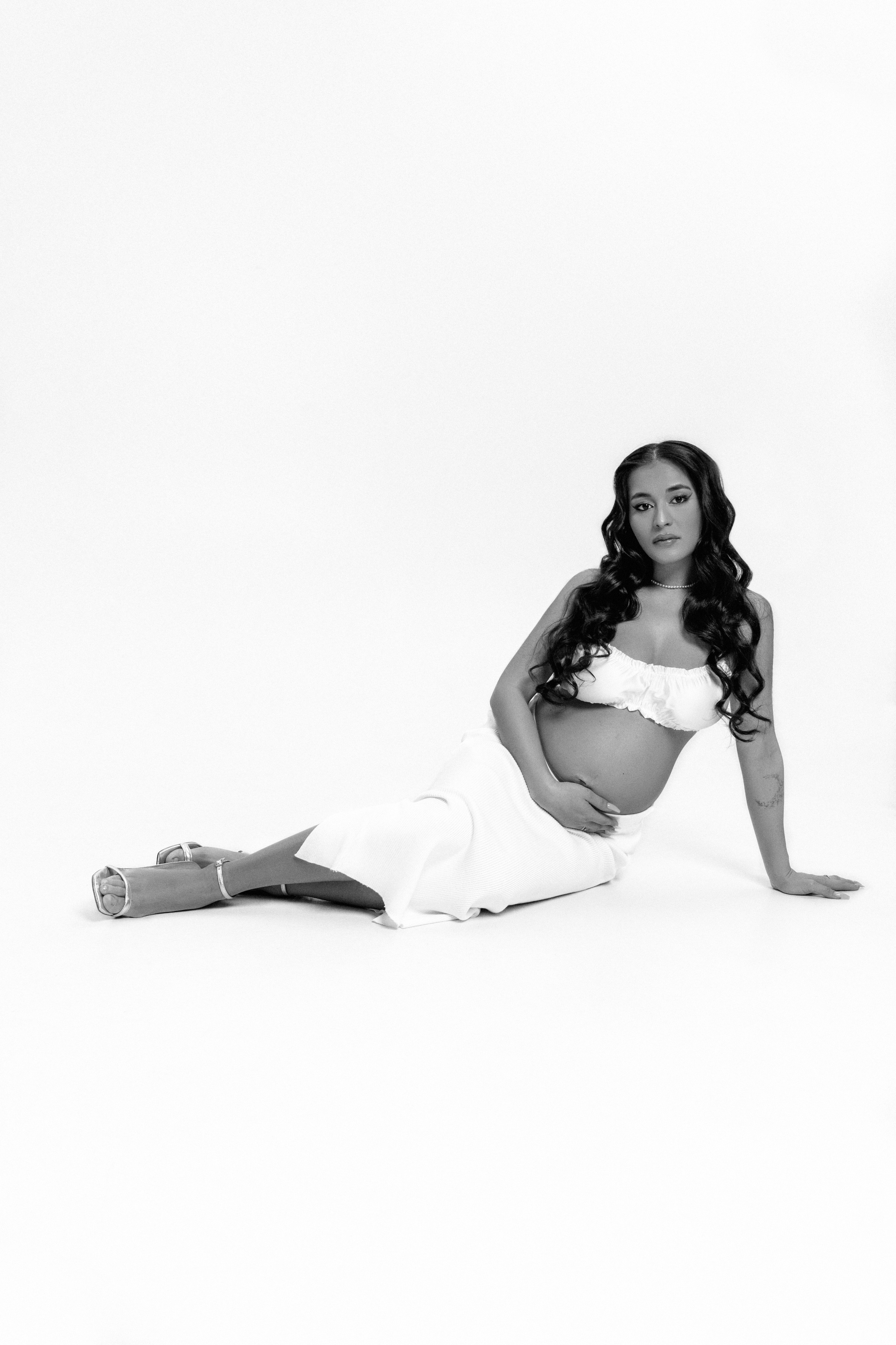 Радость внутри: красота будущей мамы. Ваш семейный фотограф в Минске — Вика Трегубова