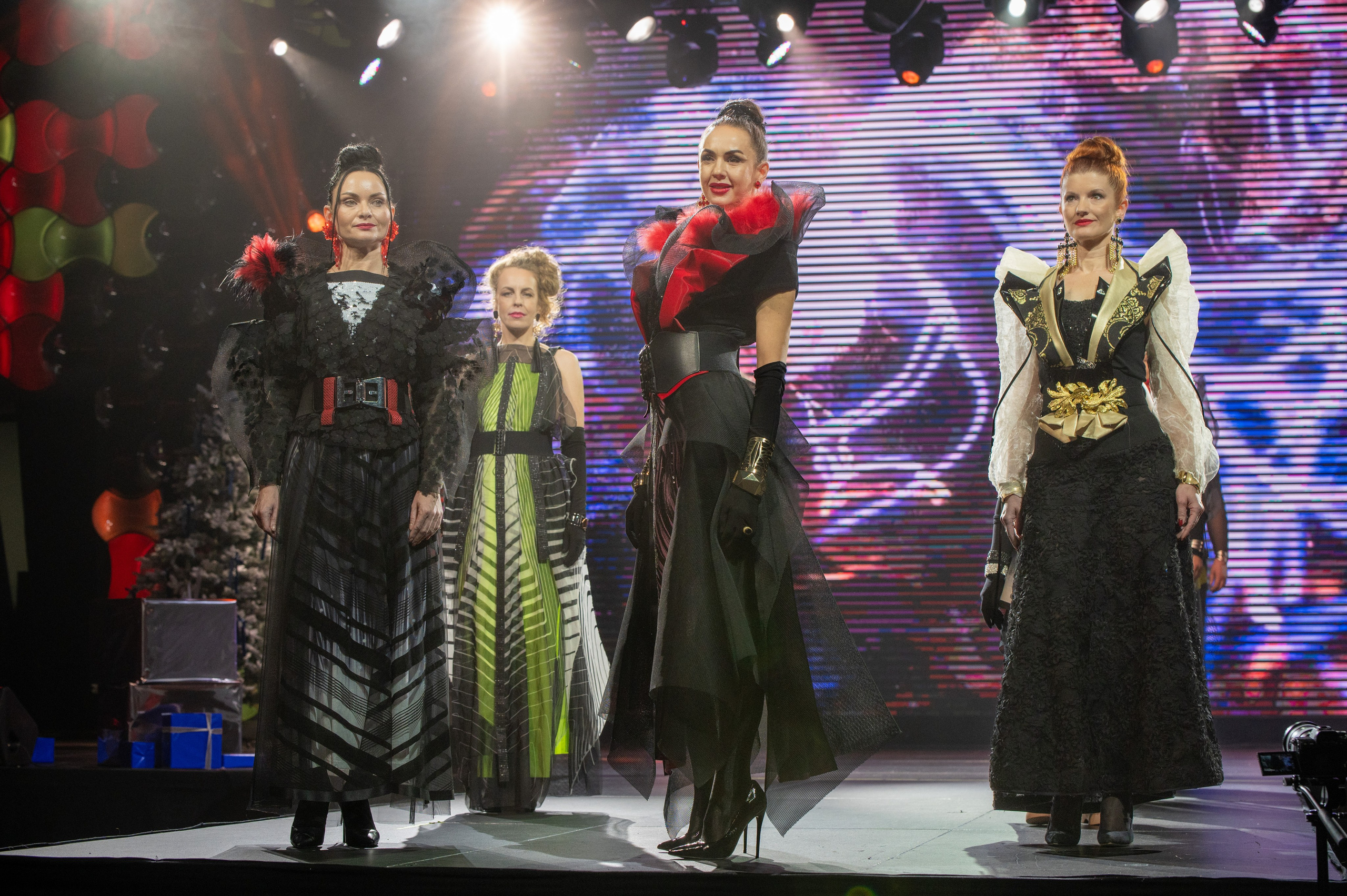 Большая новогодняя тусовка. Фотоуслуги, услуги фотографа, фотографирование важных событий