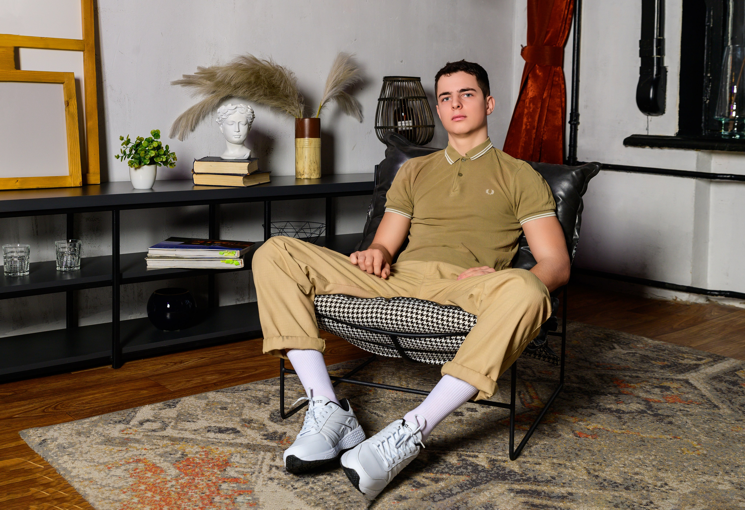 Летняя мужская фотосессия. Фотоуслуги, услуги фотографа, фотографирование важных событий