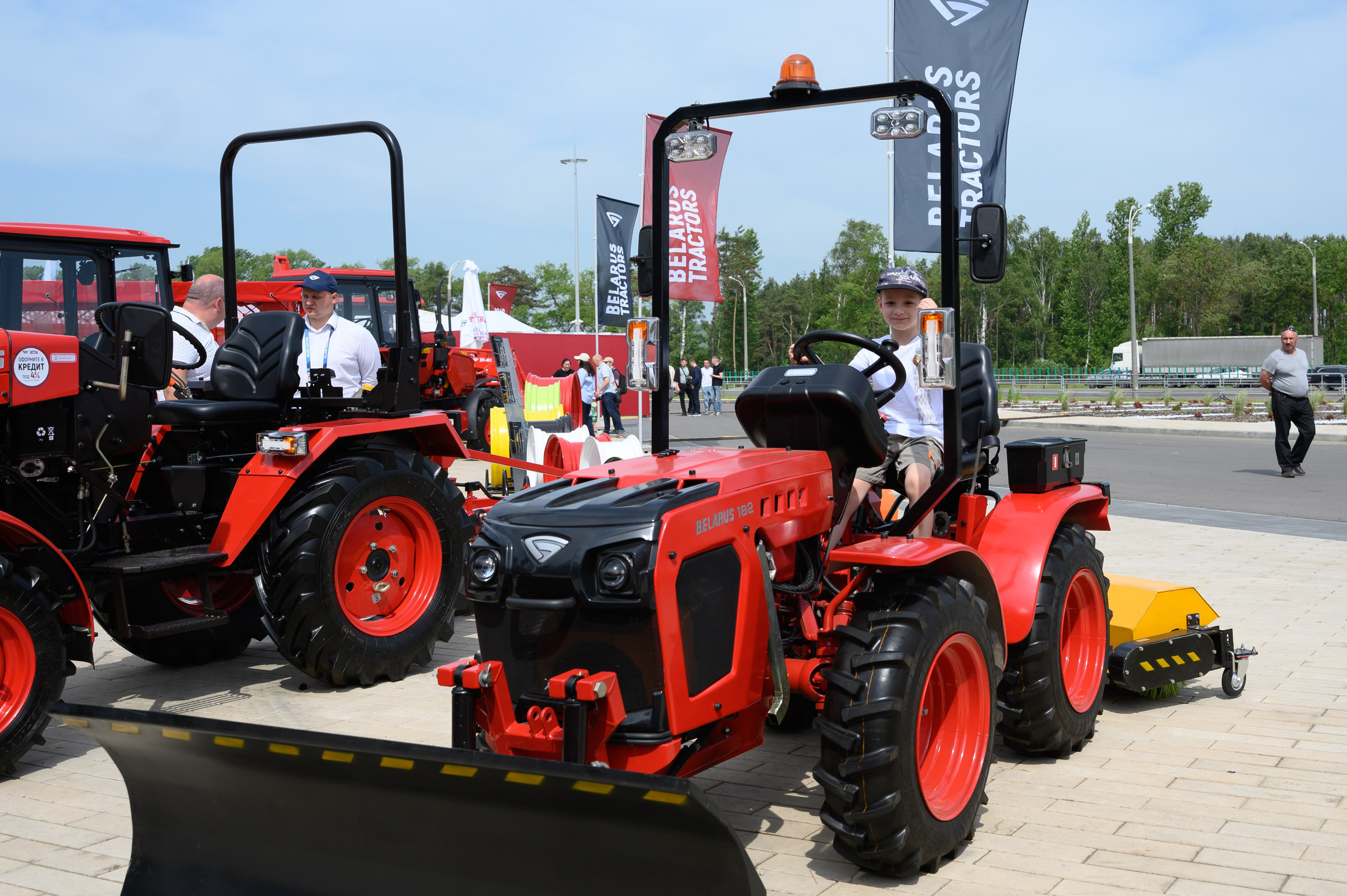 Агровыставка. Фотоуслуги, услуги фотографа, фотографирование важных событий