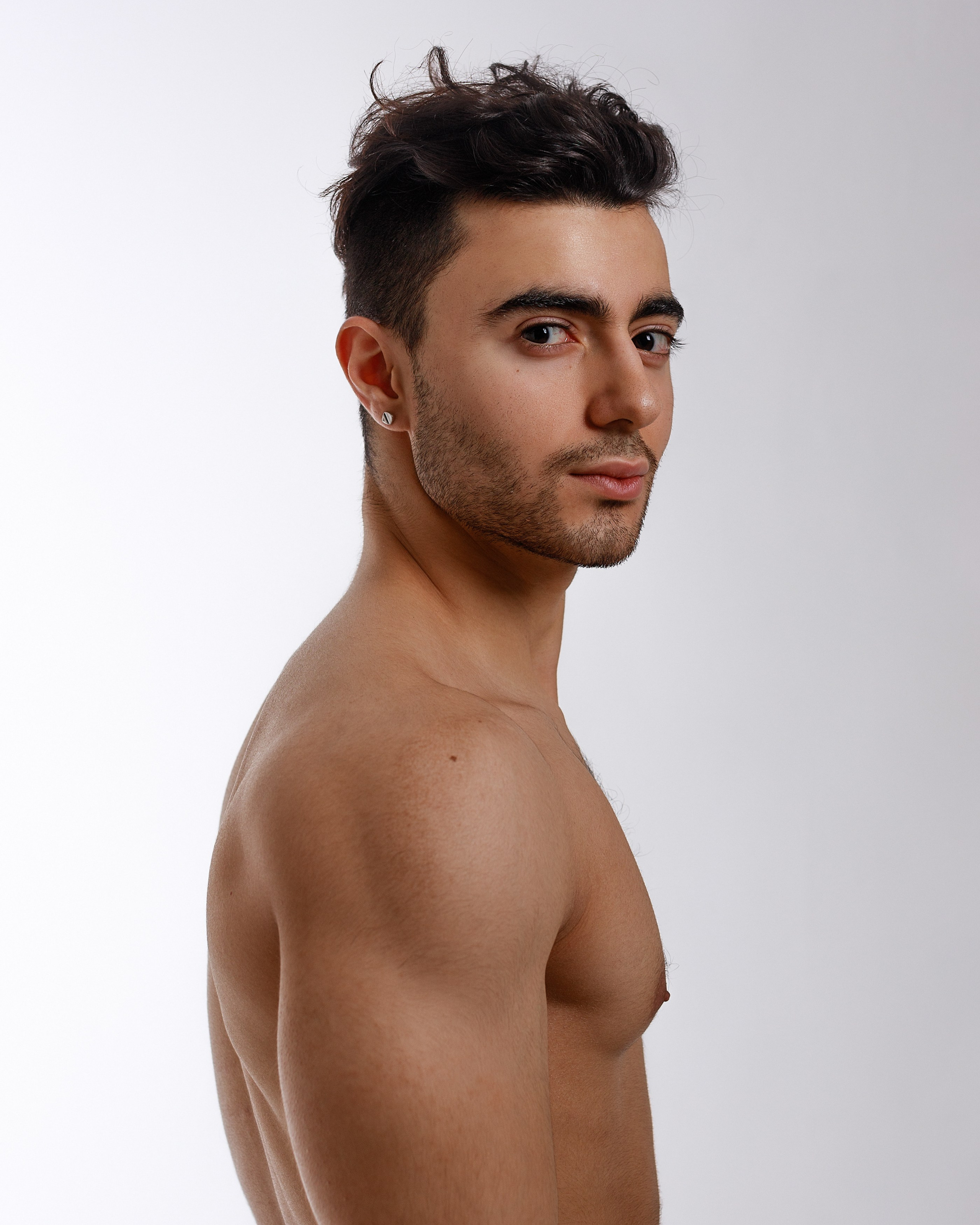 Rustam. Игорь Березин — фотограф в Москве. Мужские портреты и коммерческая съёмка